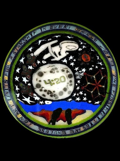 Preview pic of "The Possibilities Are Endless* 420  Glass Art Coin Unit