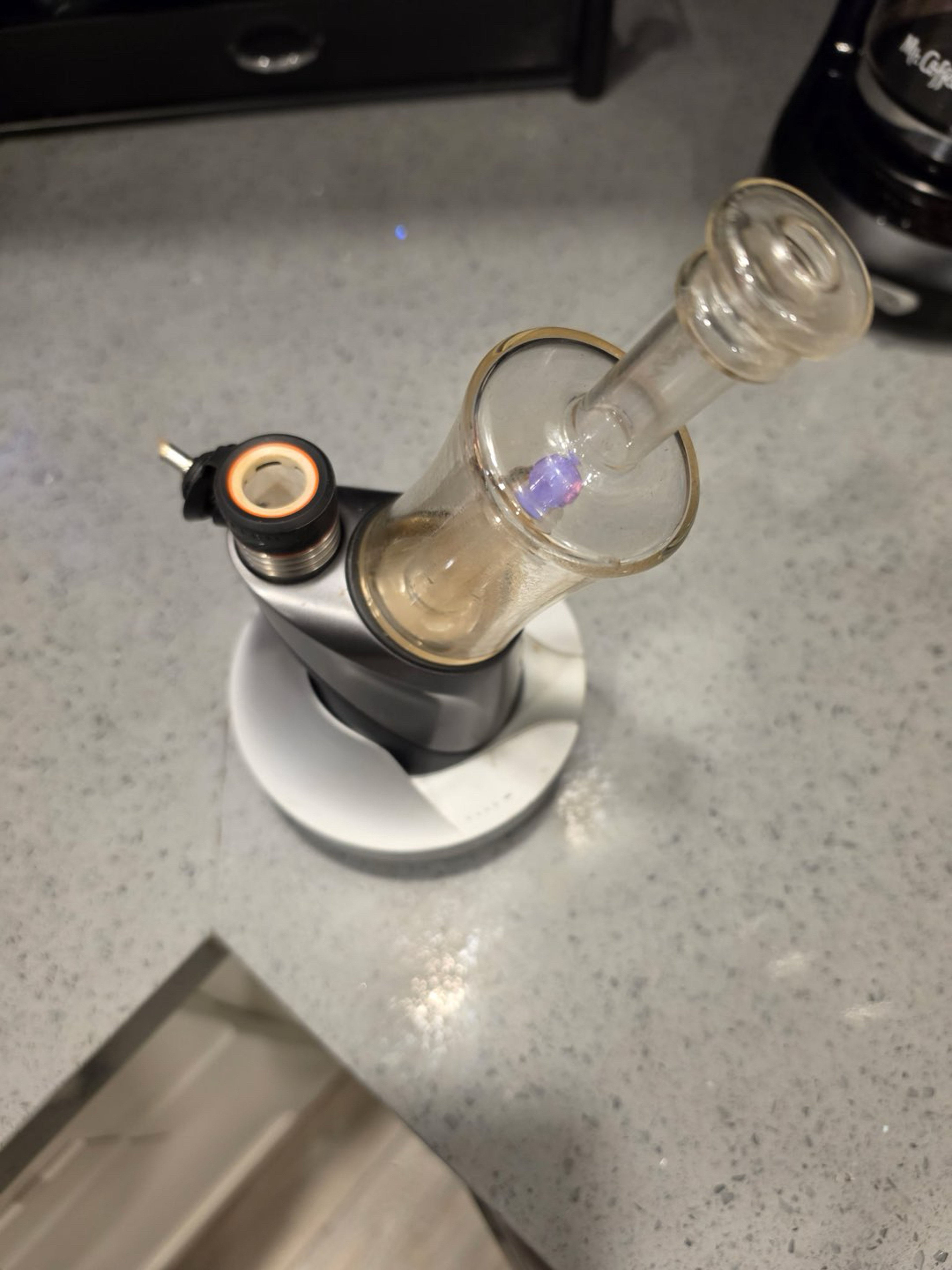 Preview pic of Puffco Peak Pro with Charging Dock