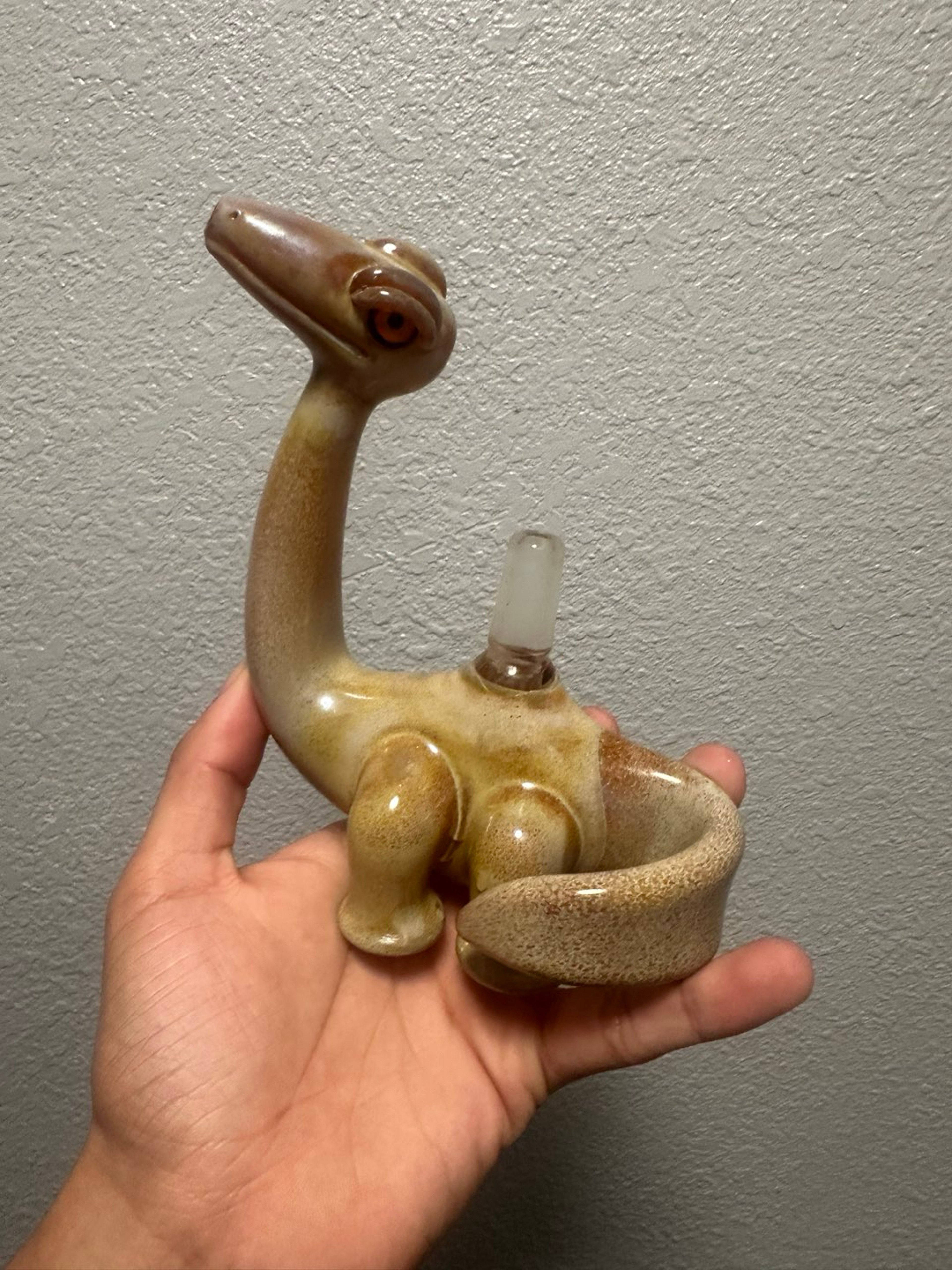 Preview pic of Elbo Glass Bronto