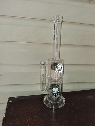 Preview pic of Bulldog glass tube