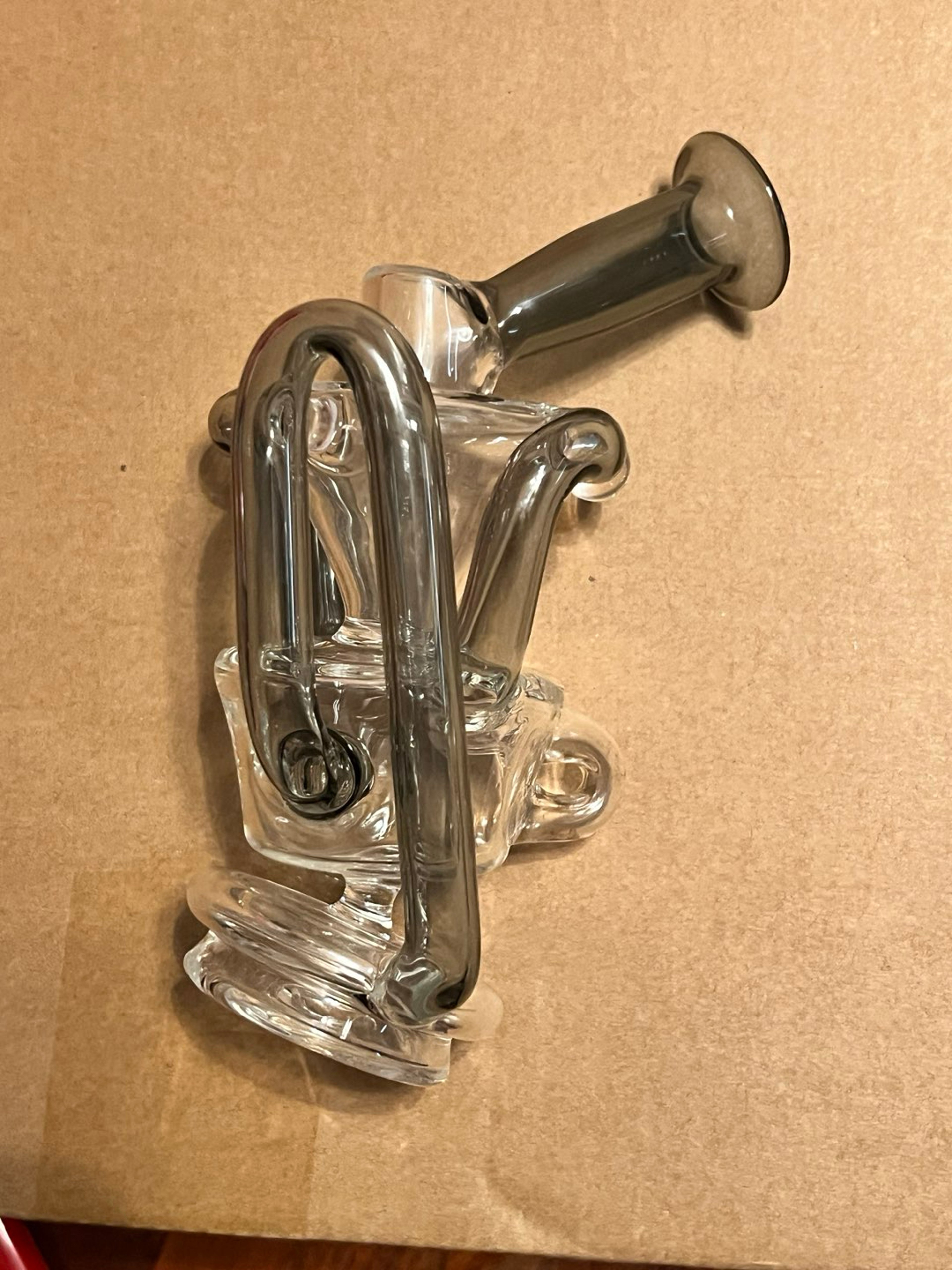 Preview pic of Puffco peak dually recycler top