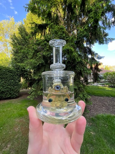 Preview pic of Lacorte color change Elephant in a bottle 14mm w/ carb cap