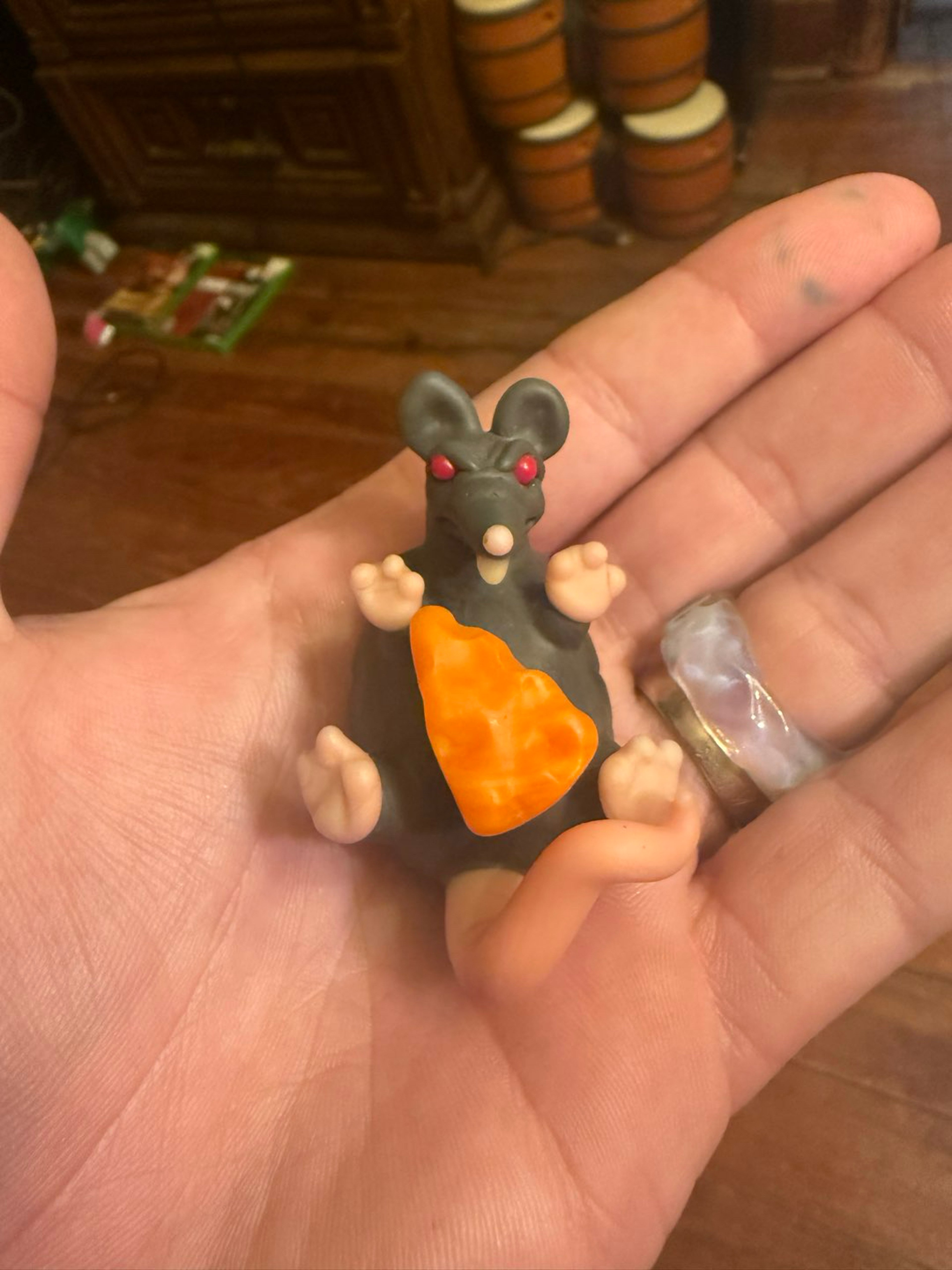 Preview pic of Ethan Windy Rat and Cheese Pendant