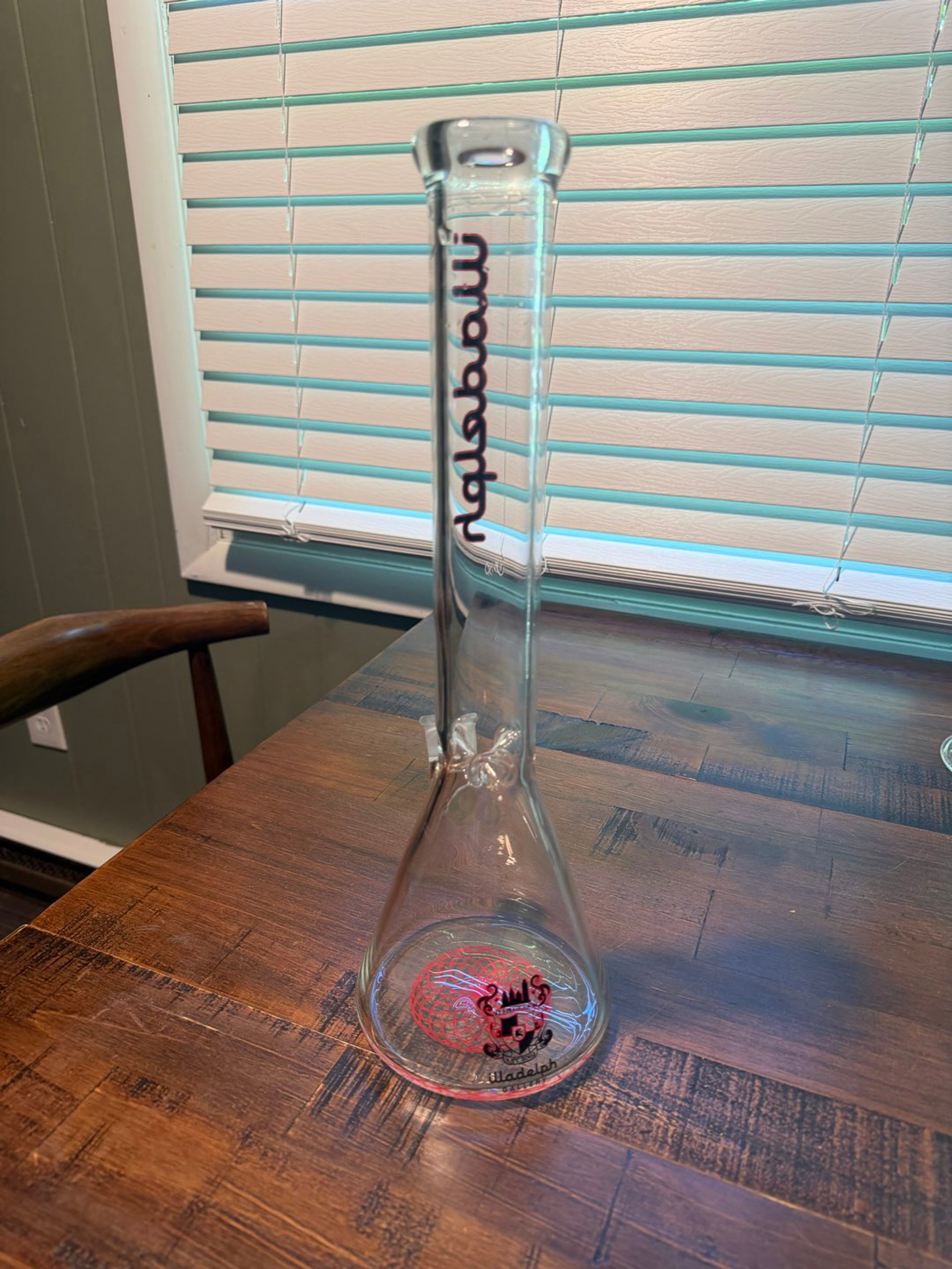 Preview pic of Illadelph 15” Beaker Black/Red