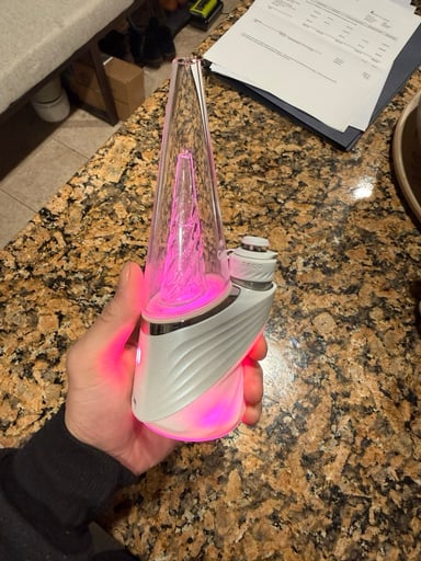 Preview pic of Puffco Peak Pro V2 Pearl