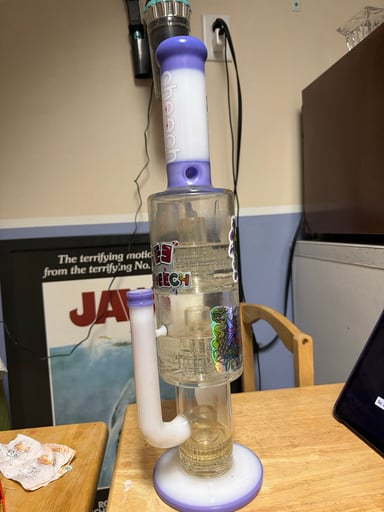 Preview pic of 20” triple puck CHEECH bong (i can remove the stickers if requested)