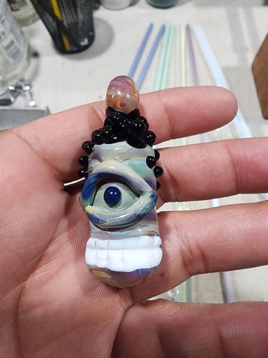 Preview pic of Monster head pendy