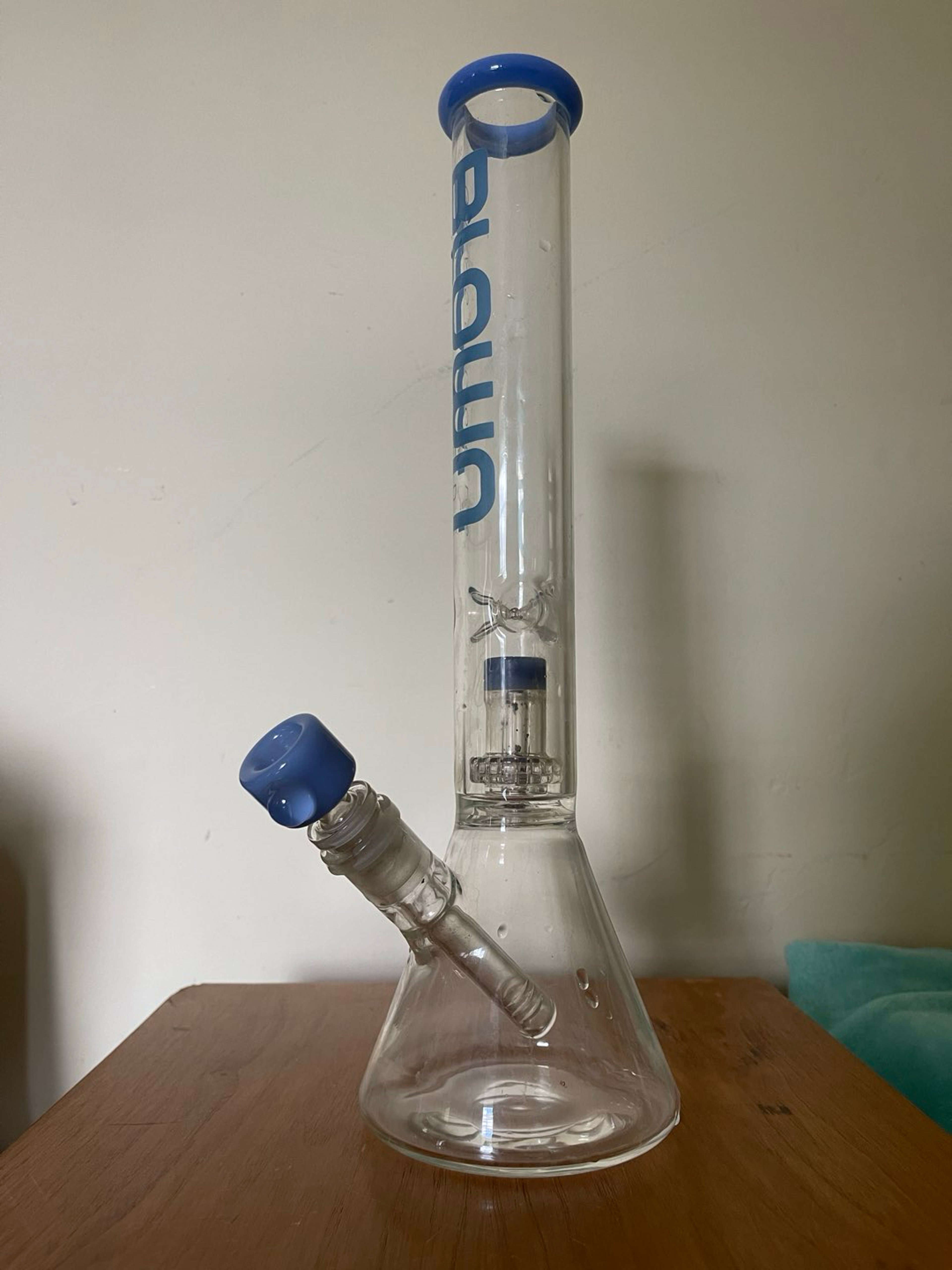 14” beaker image 0