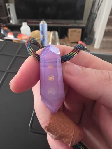 Preview pic of Dreaux pendant