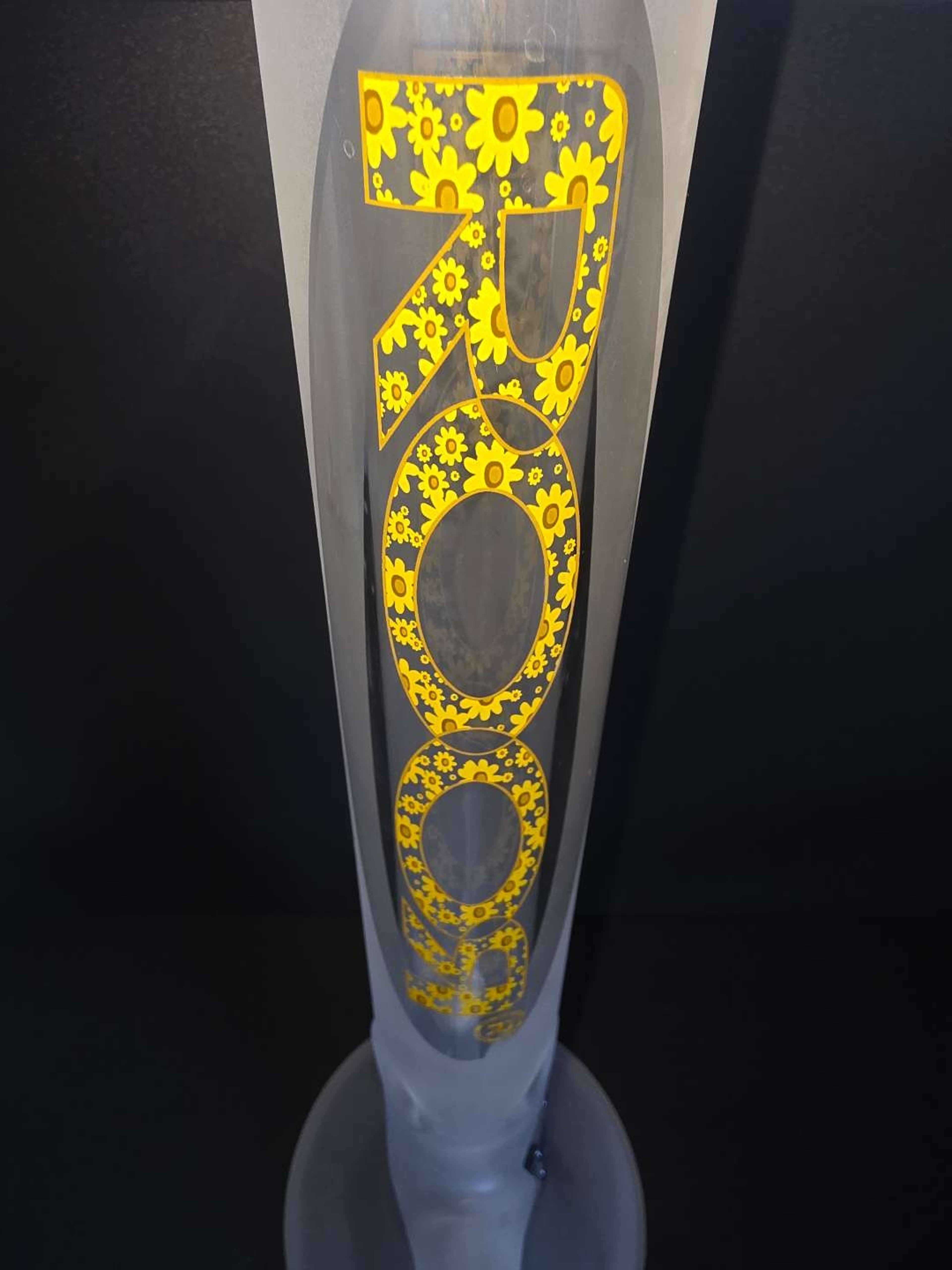 Preview pic of RooR Frosted Tube