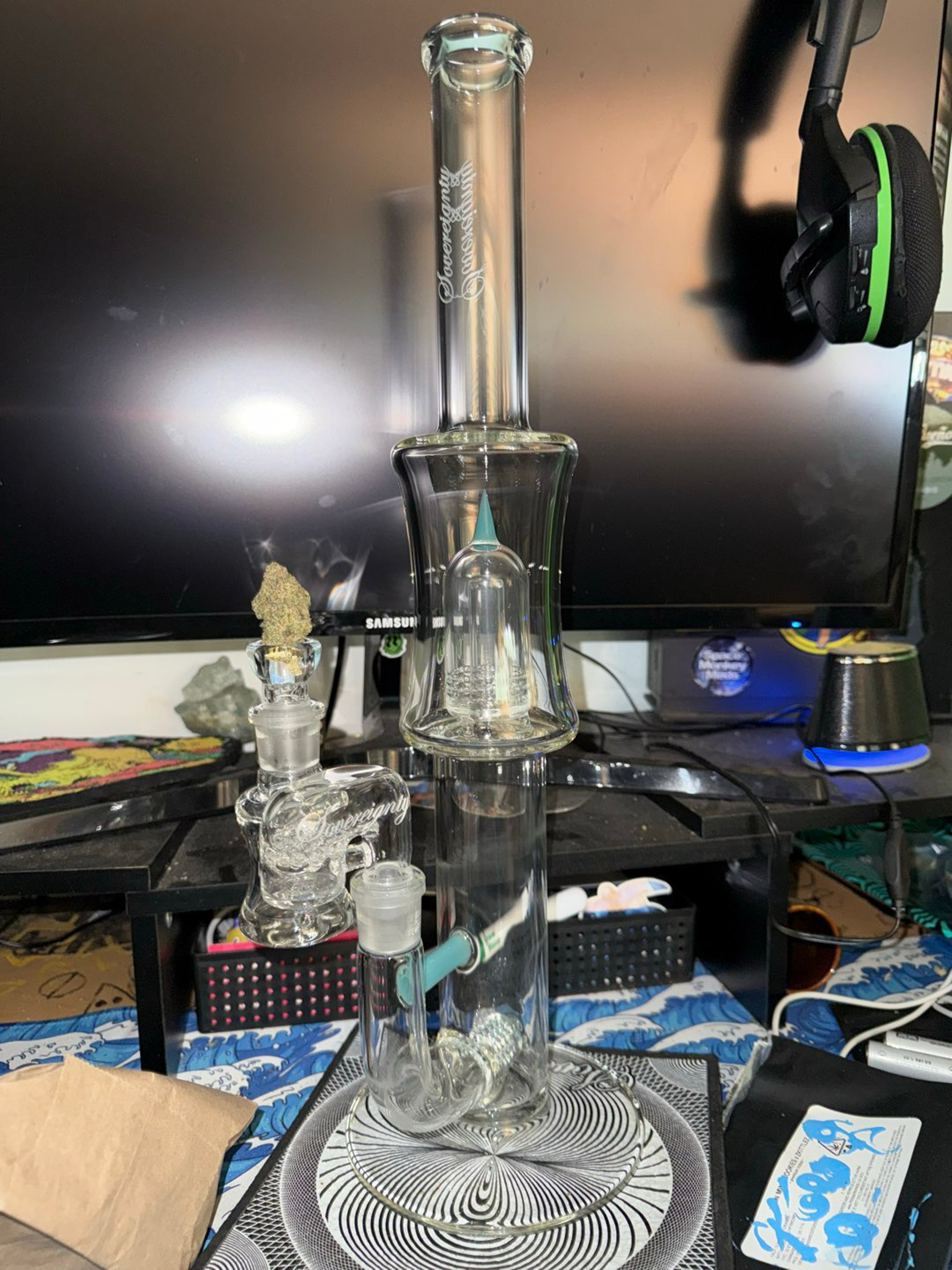 Sovereignty Glass Jumbo Stem to Griddome image 0