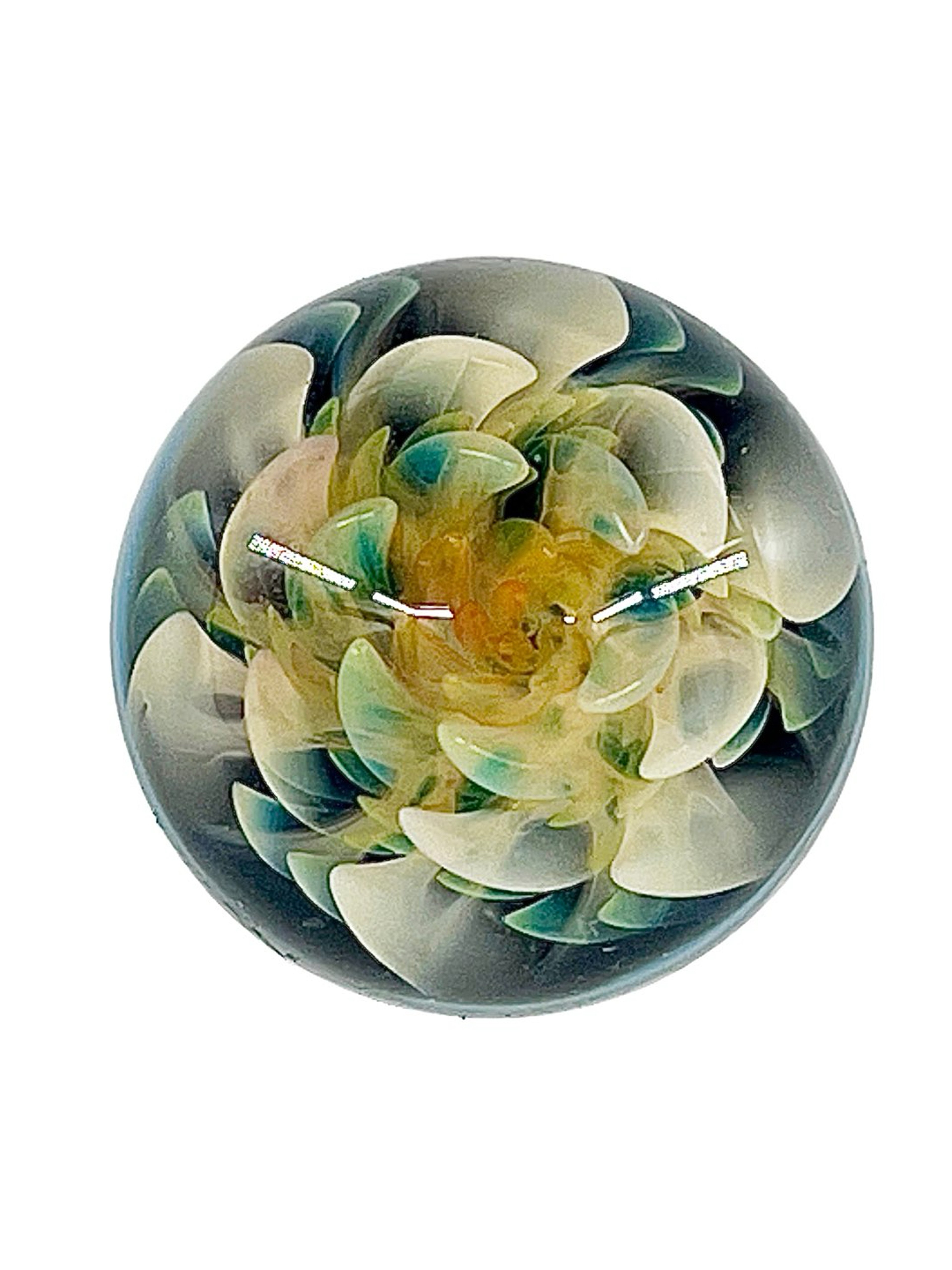 Preview pic of Phase Glass Fume Flower Marble