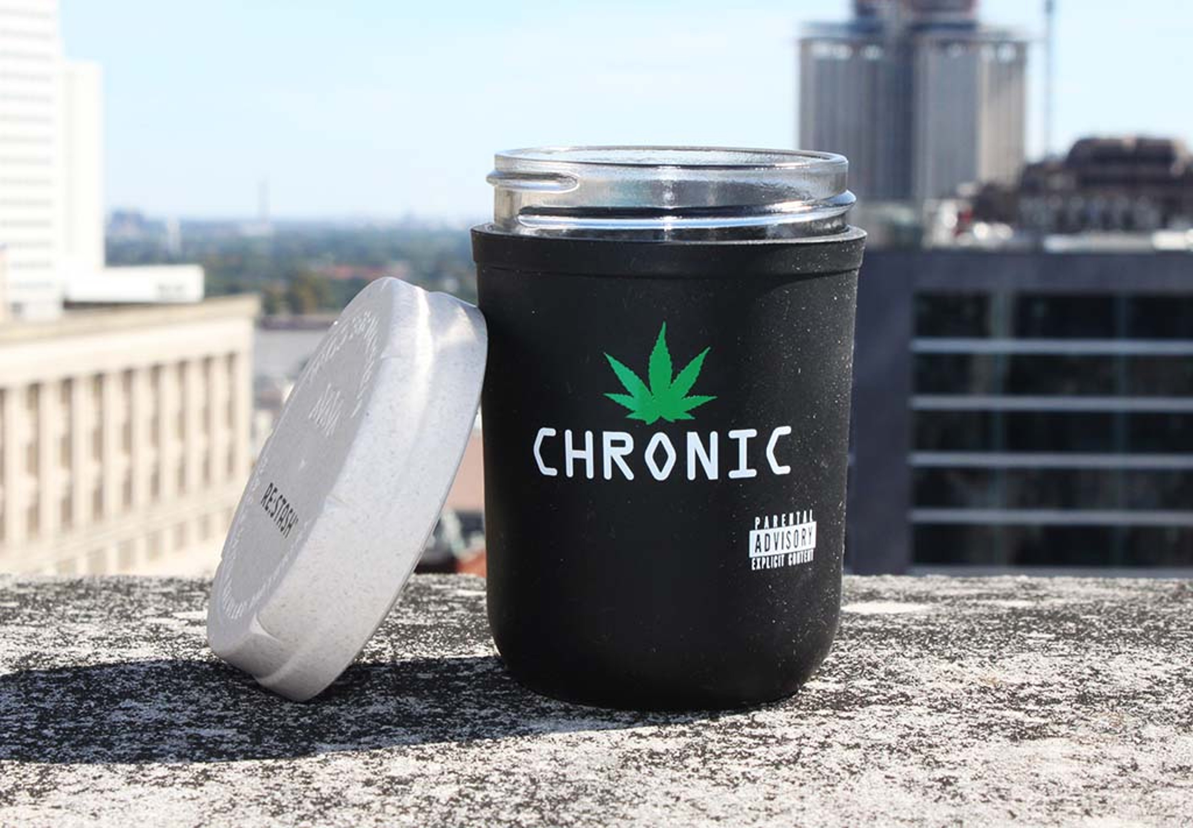 Preview pic of Chronic 16oz jar Fits an OZ
