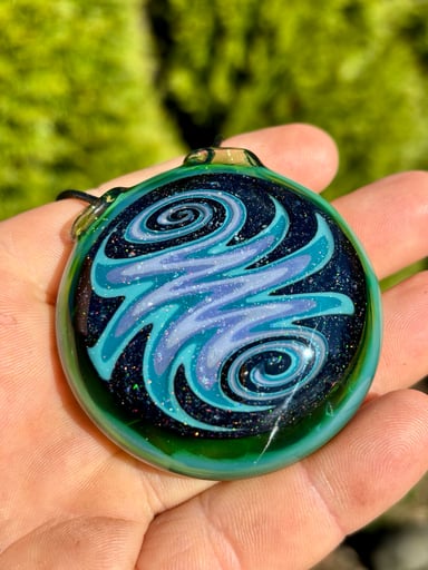 Preview pic of Crushed opal wigwag pendant