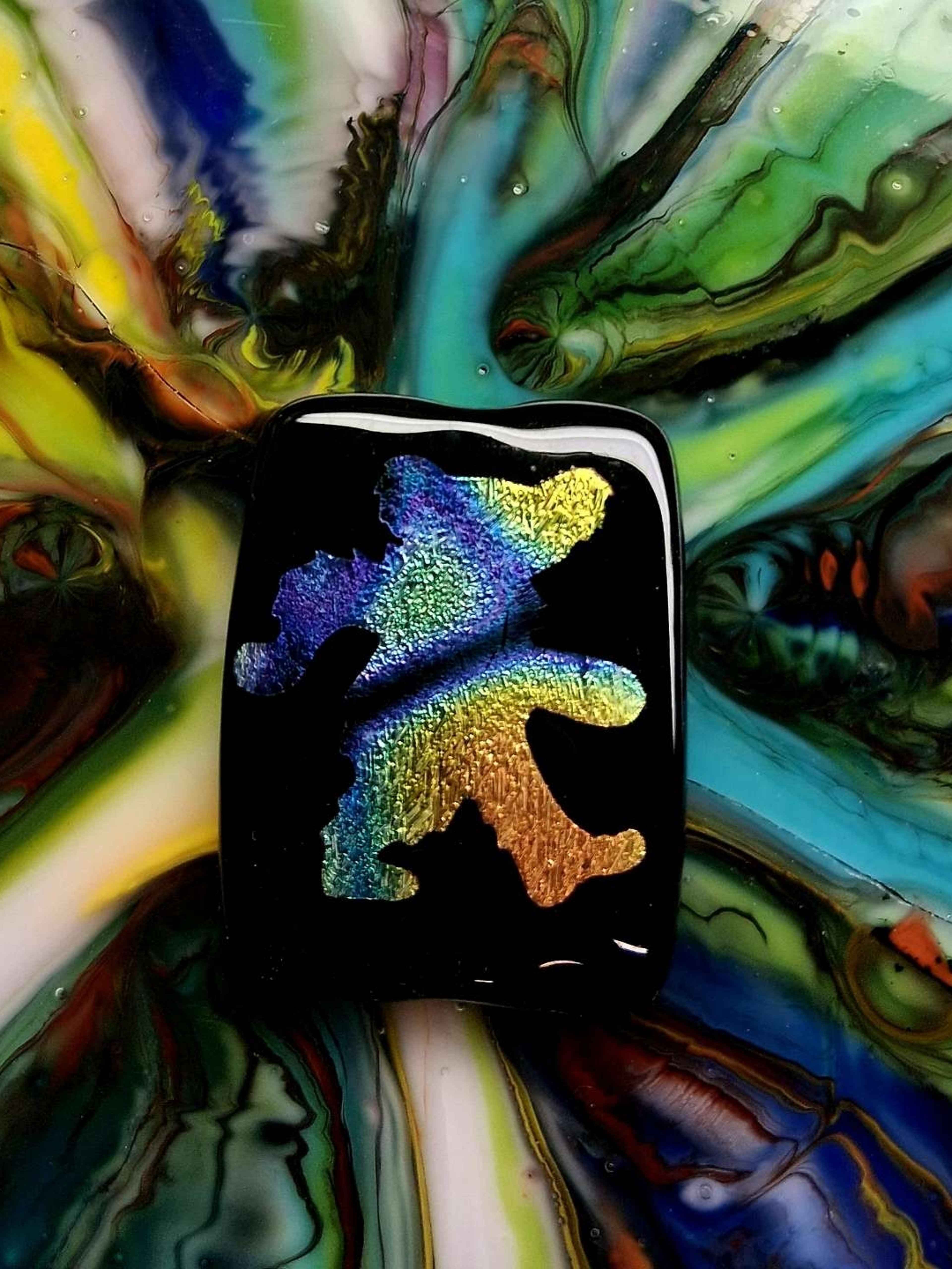 Preview pic of Dancing Bear Toke Stone