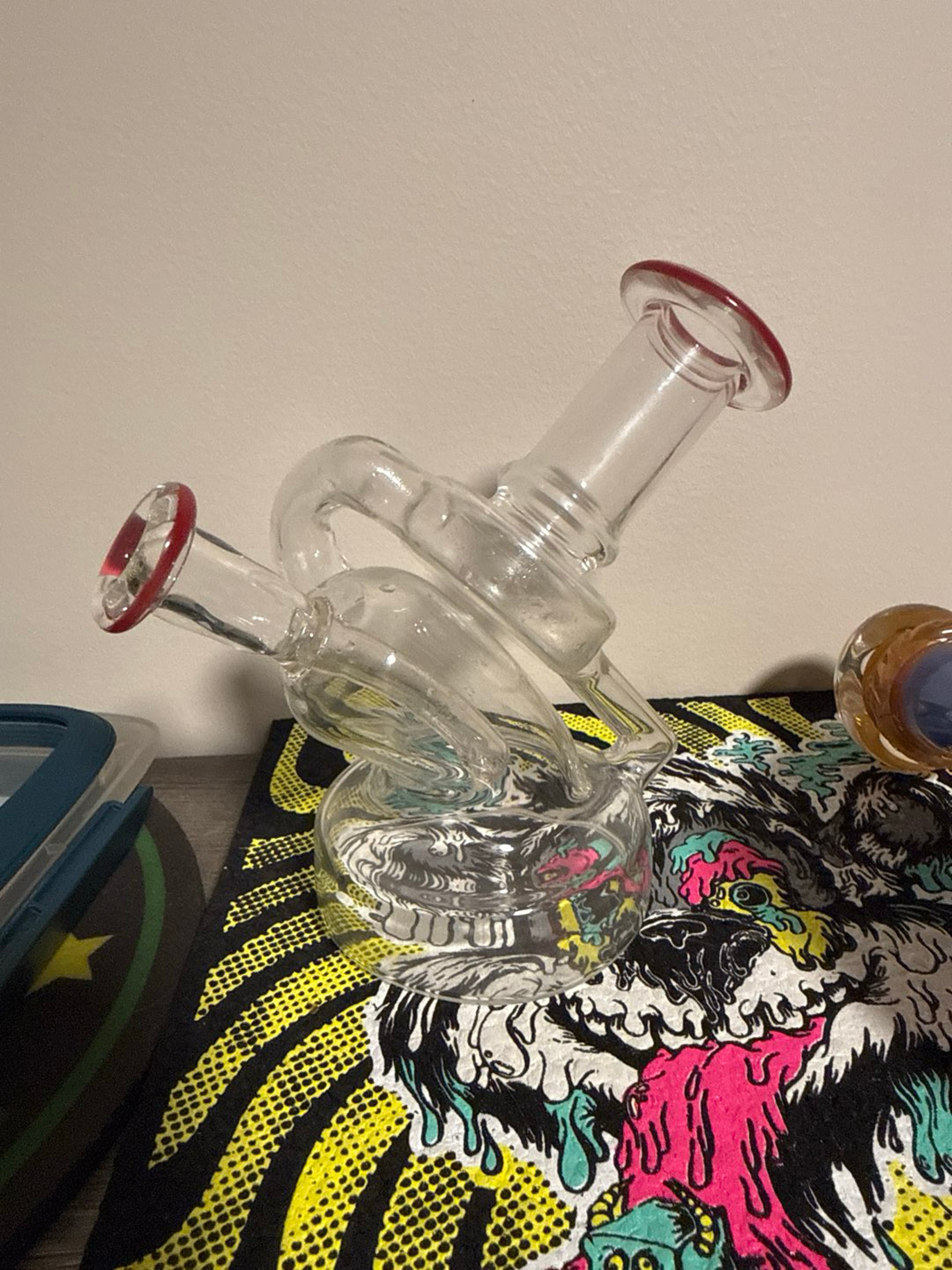 Preview pic of Hand blown mini recycler rig