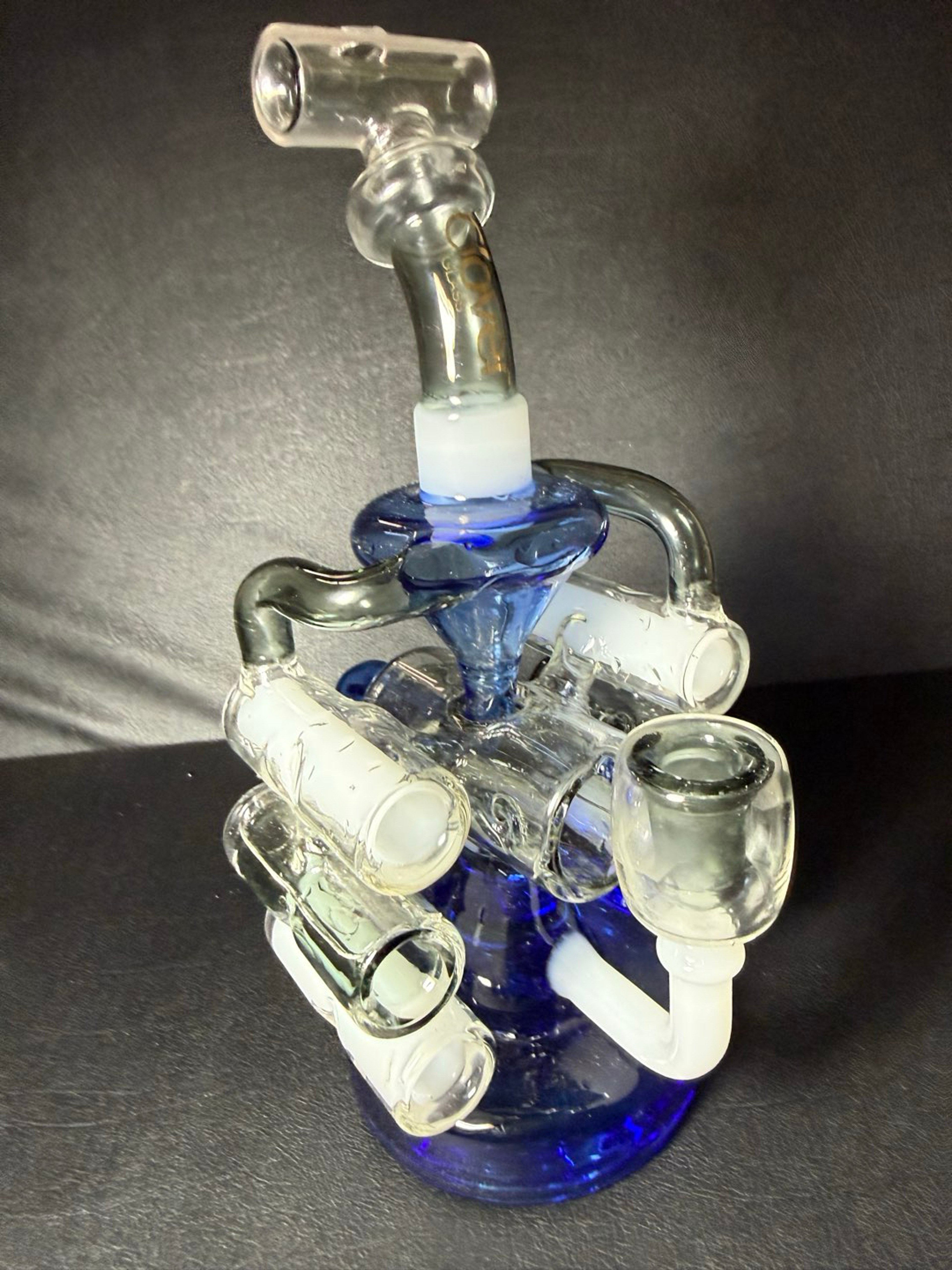 Preview pic of Clover Glass 7 barrel, 10 inch recycler rig with shower head perc and 14mm female joint
