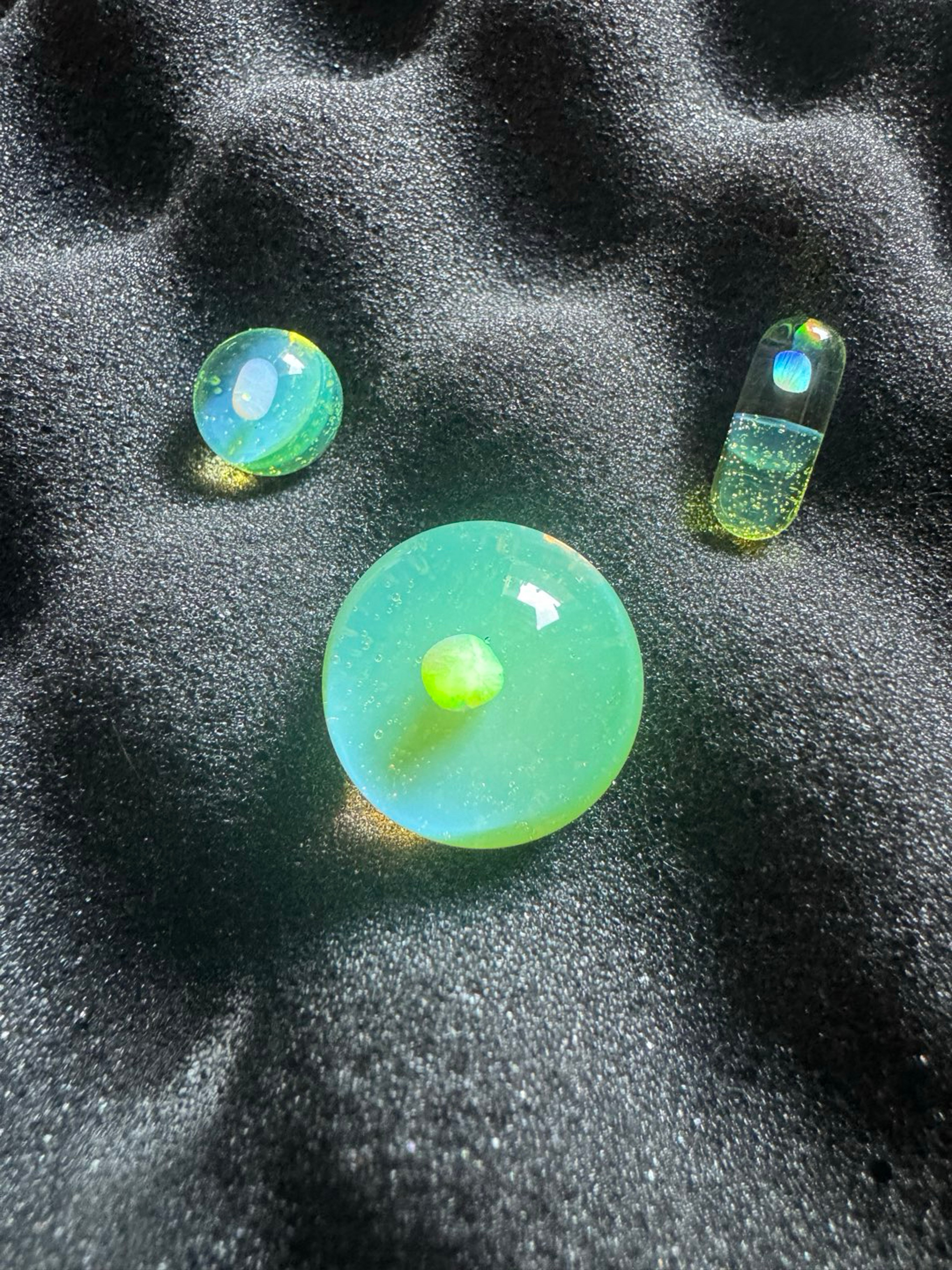 Preview pic of Slime Green Opal Marble Set