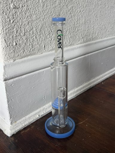 Preview pic of Clover Bong