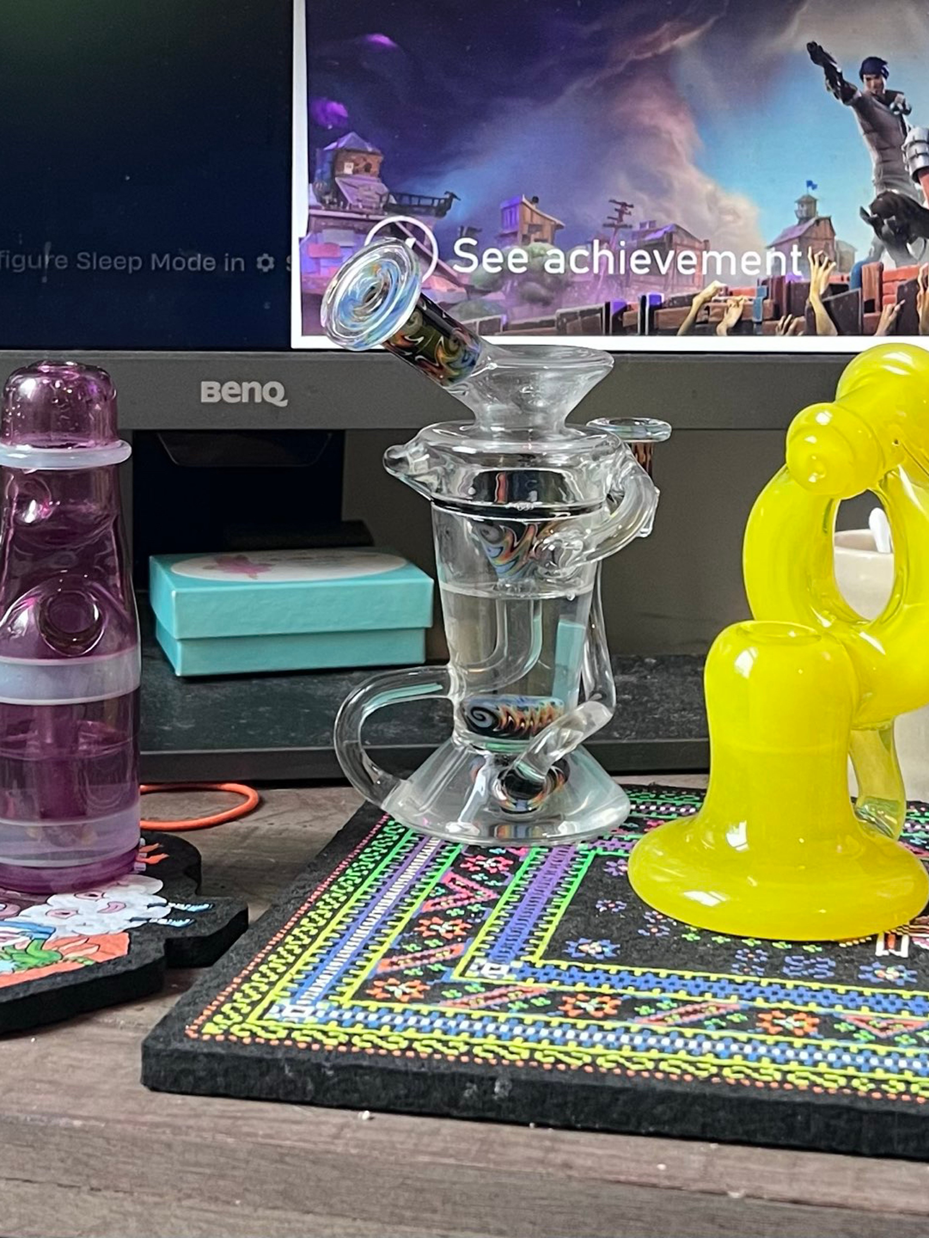 2018 Glasstro “Spunion Bub” #18 with signed and dated pelican image 0