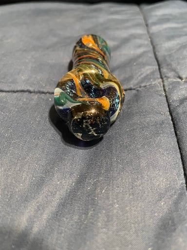 Preview pic of Heavy glass build small glass pipe