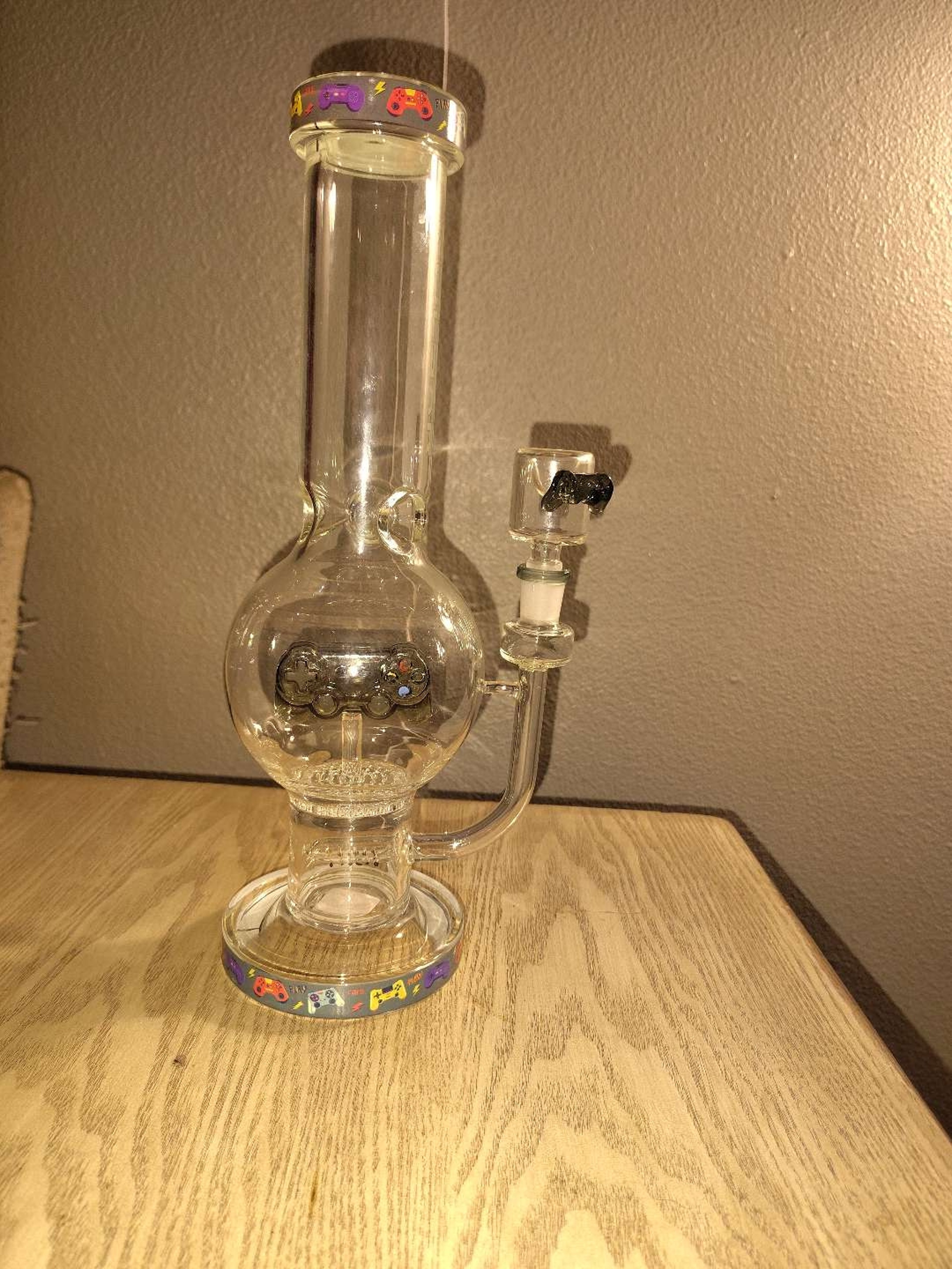 Preview pic of Video game bong