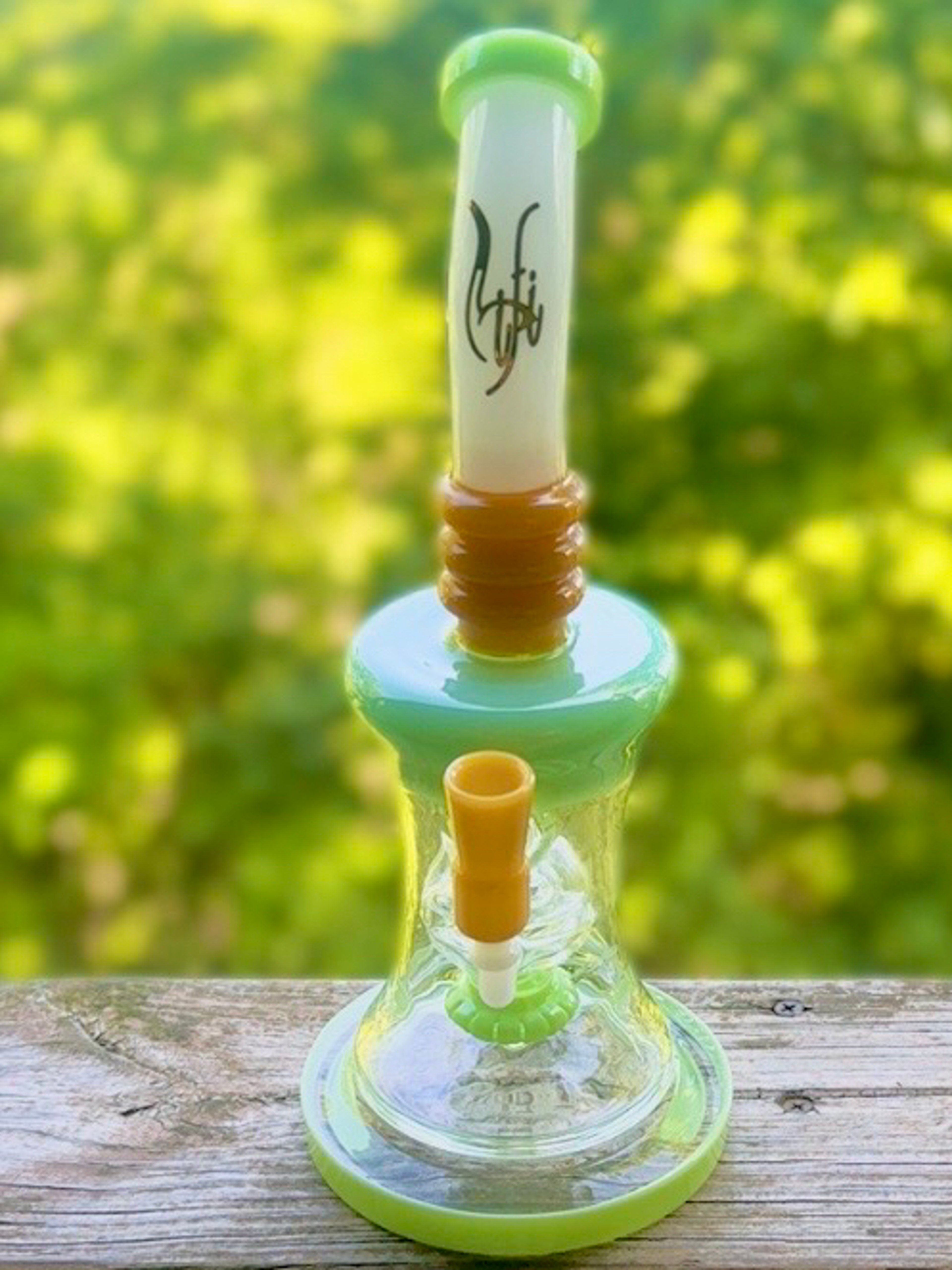 14mm dab rig/bong image 0