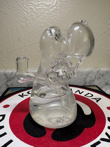 Preview pic of Domino Glass hippo