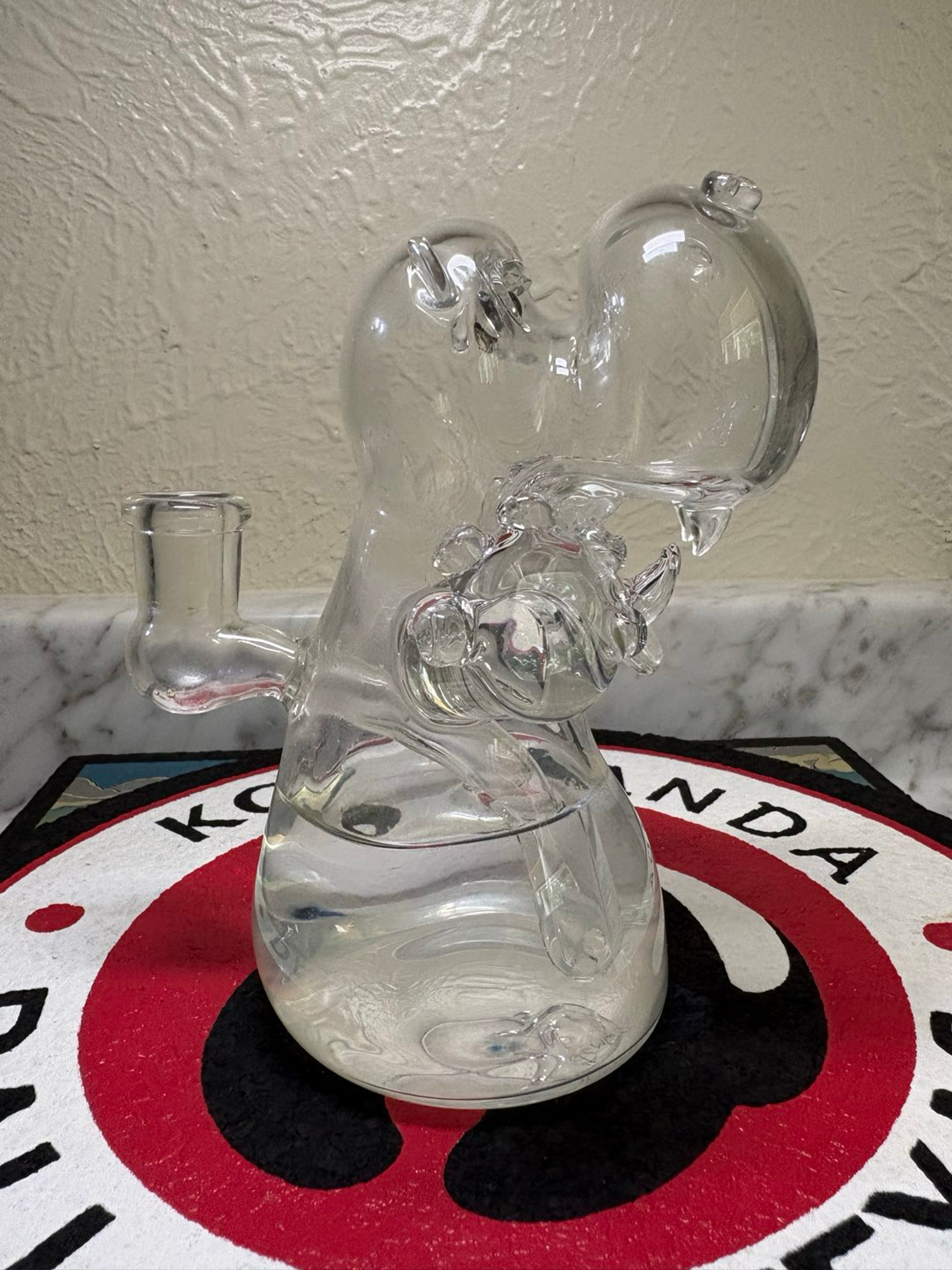 Preview pic of Domino Glass hippo