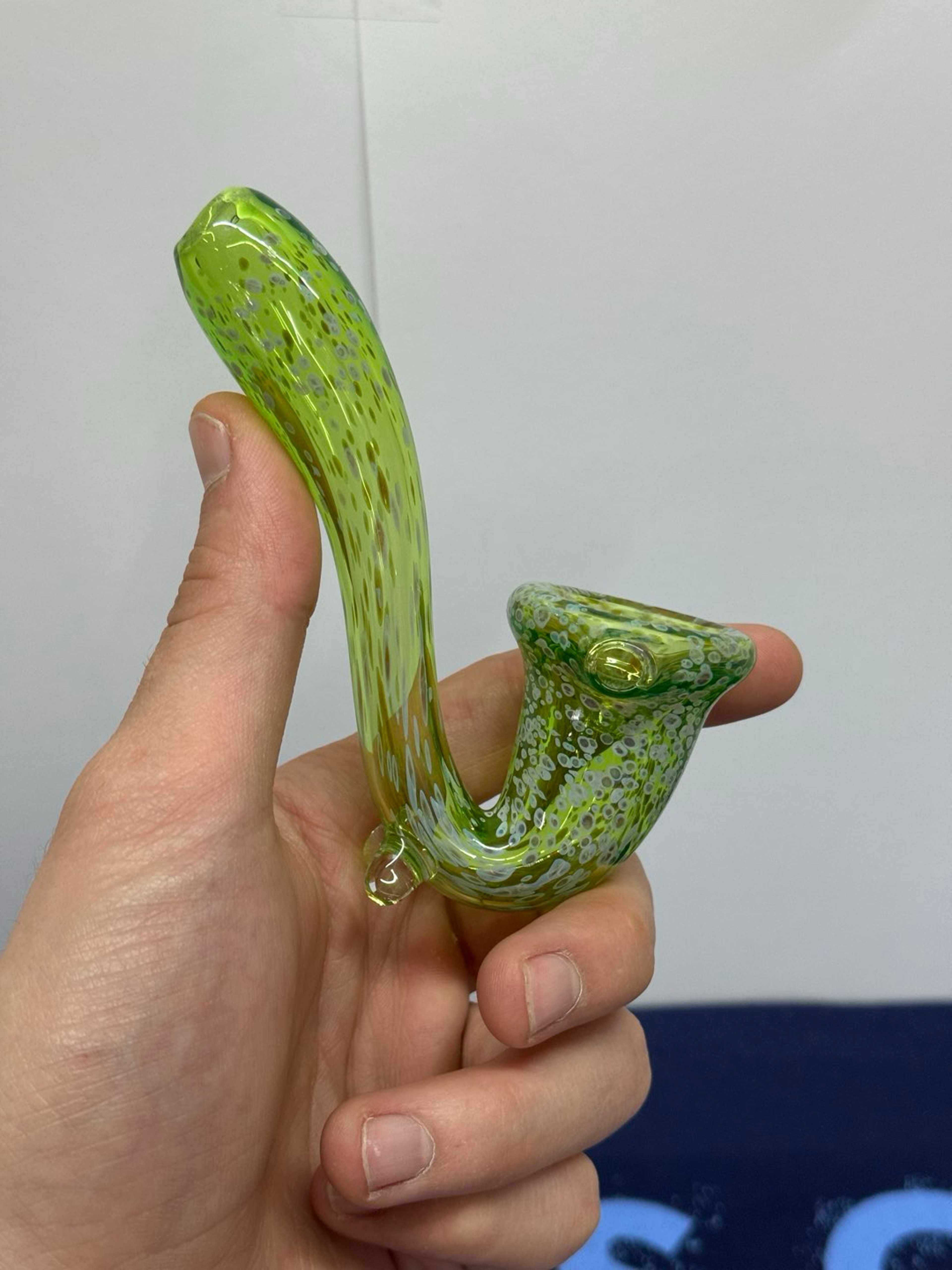 Preview pic of Areheart glass frit pipe