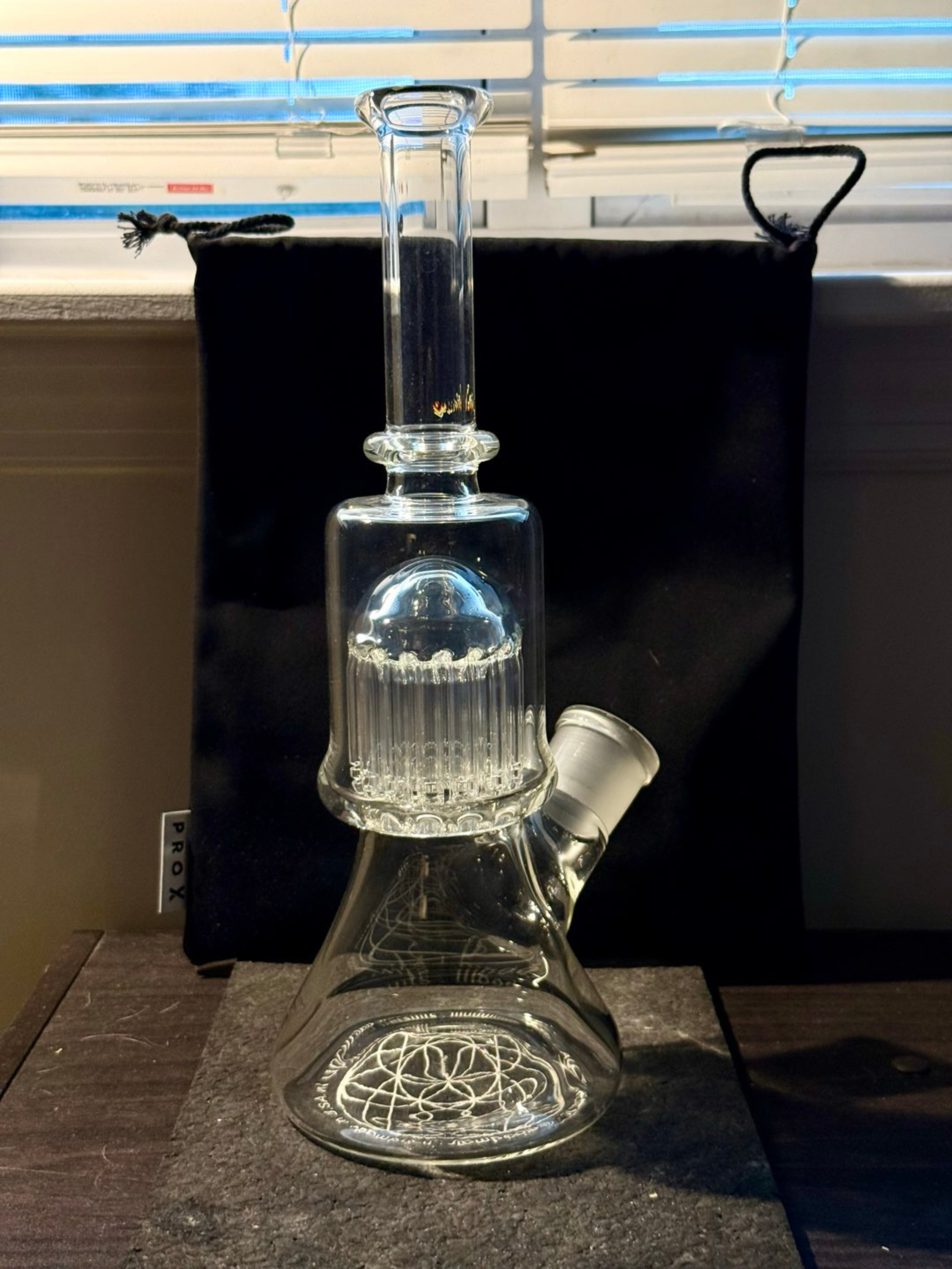 Preview pic of Leisure 15 arm tree Mini Beaker (28mm joint)