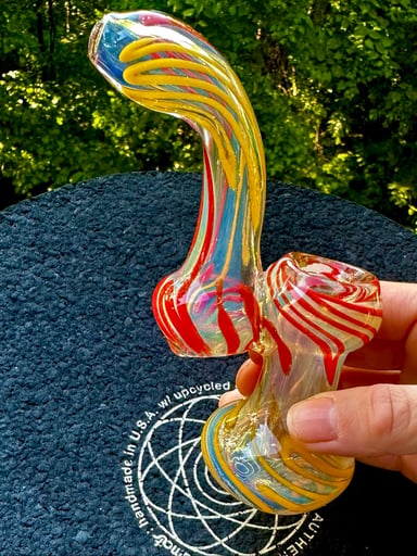 Preview pic of Swirl Bubbler Water Pipe *Brand New*