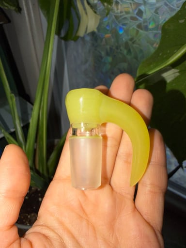 Preview pic of CFL yellow to pink Valts Slide