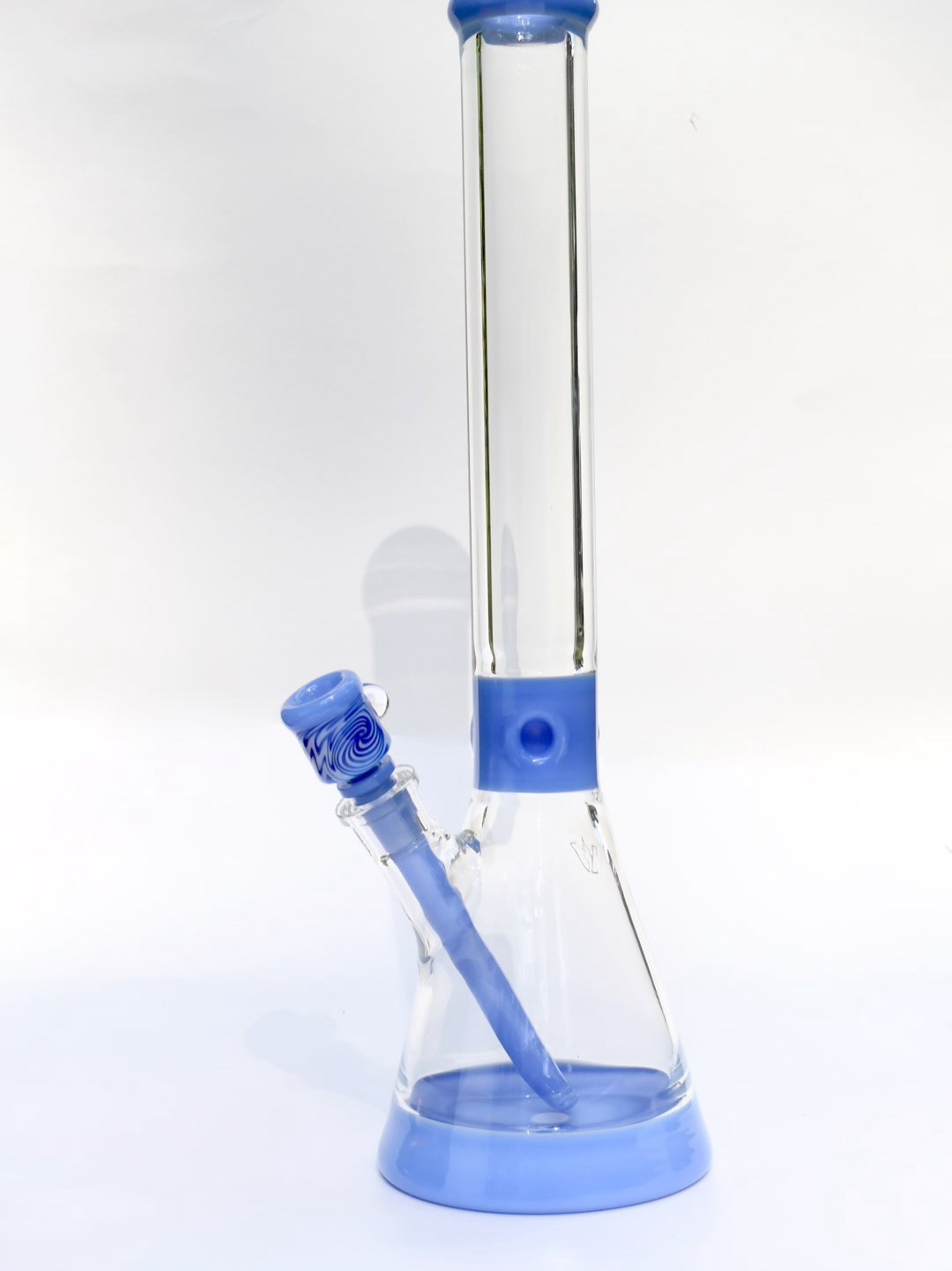 Preview pic of 9mm Vetro Beaker Milky Blue