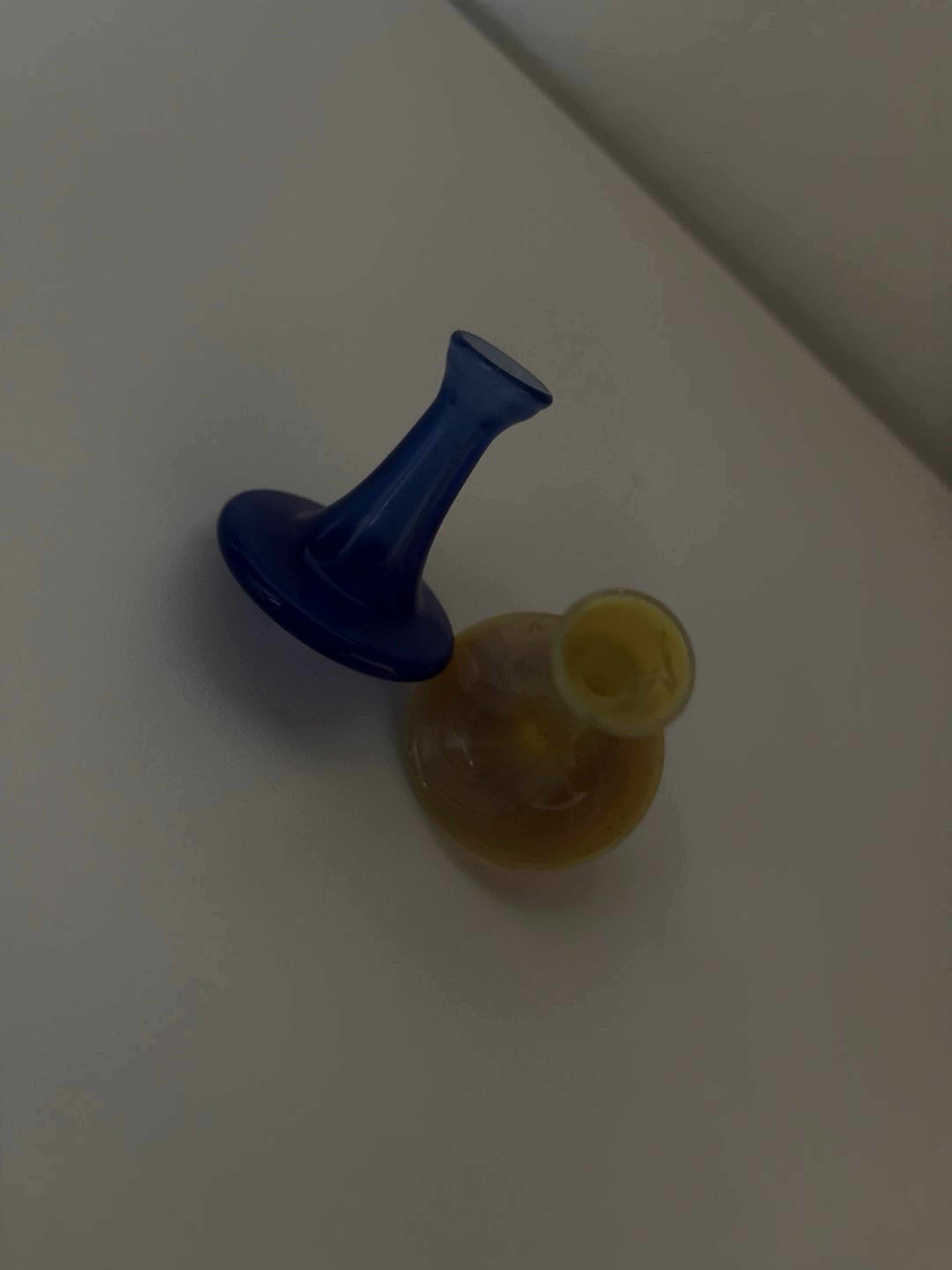 Preview pic of Mobius Carb Cap Pack