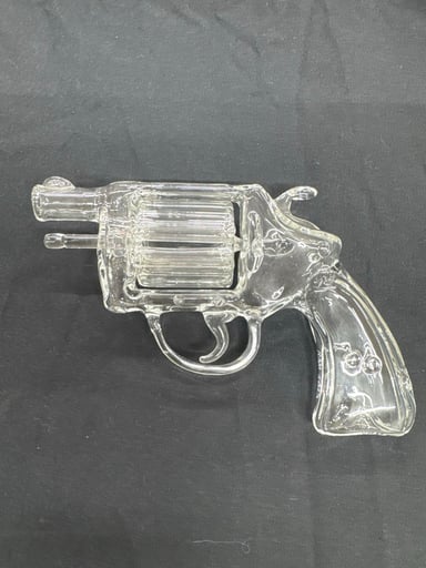 Preview pic of Smokeable 6 shooter