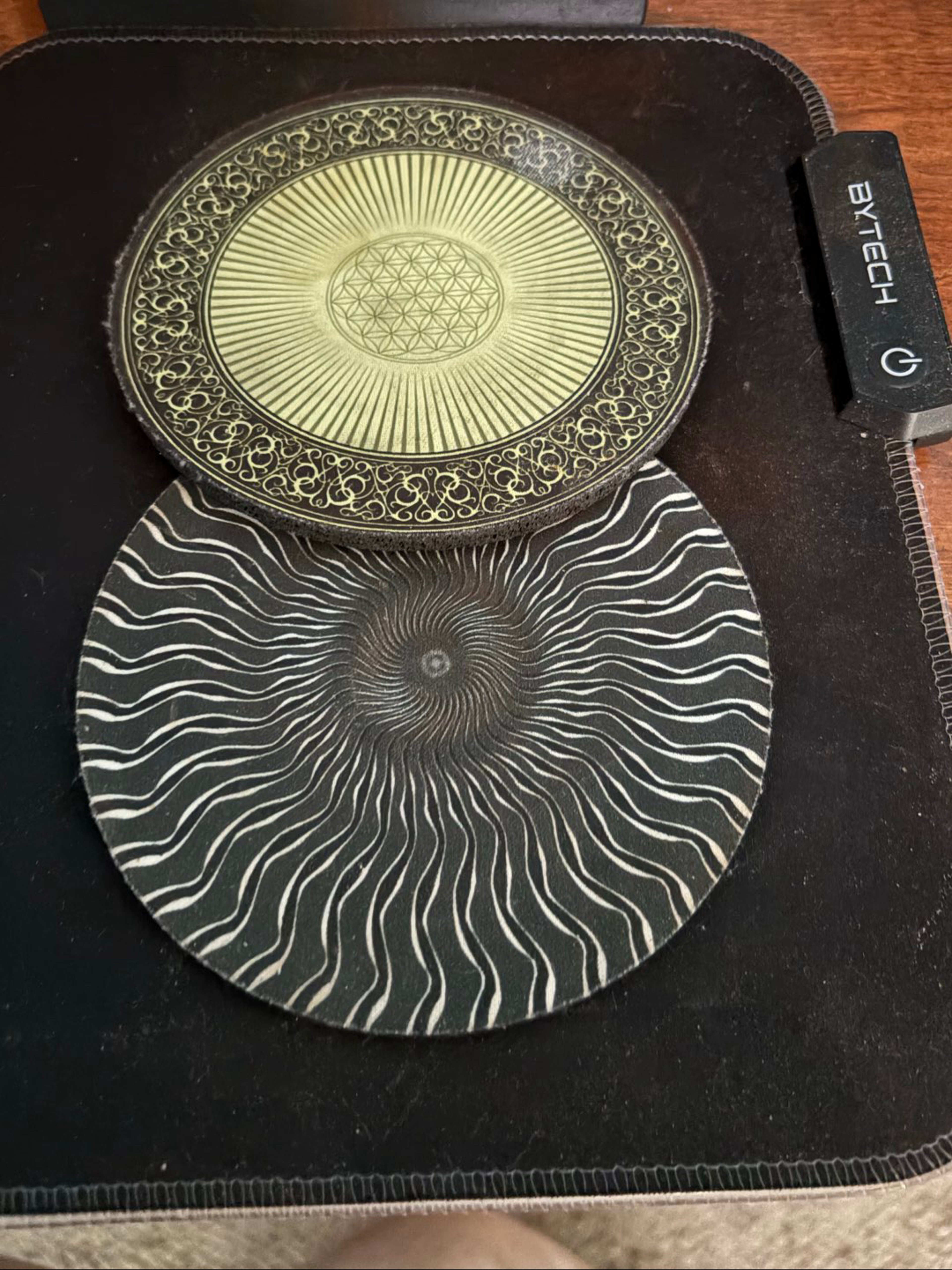 Preview pic of 2 Dab Mats / 1 Full Spectrum LED USB-C Mat