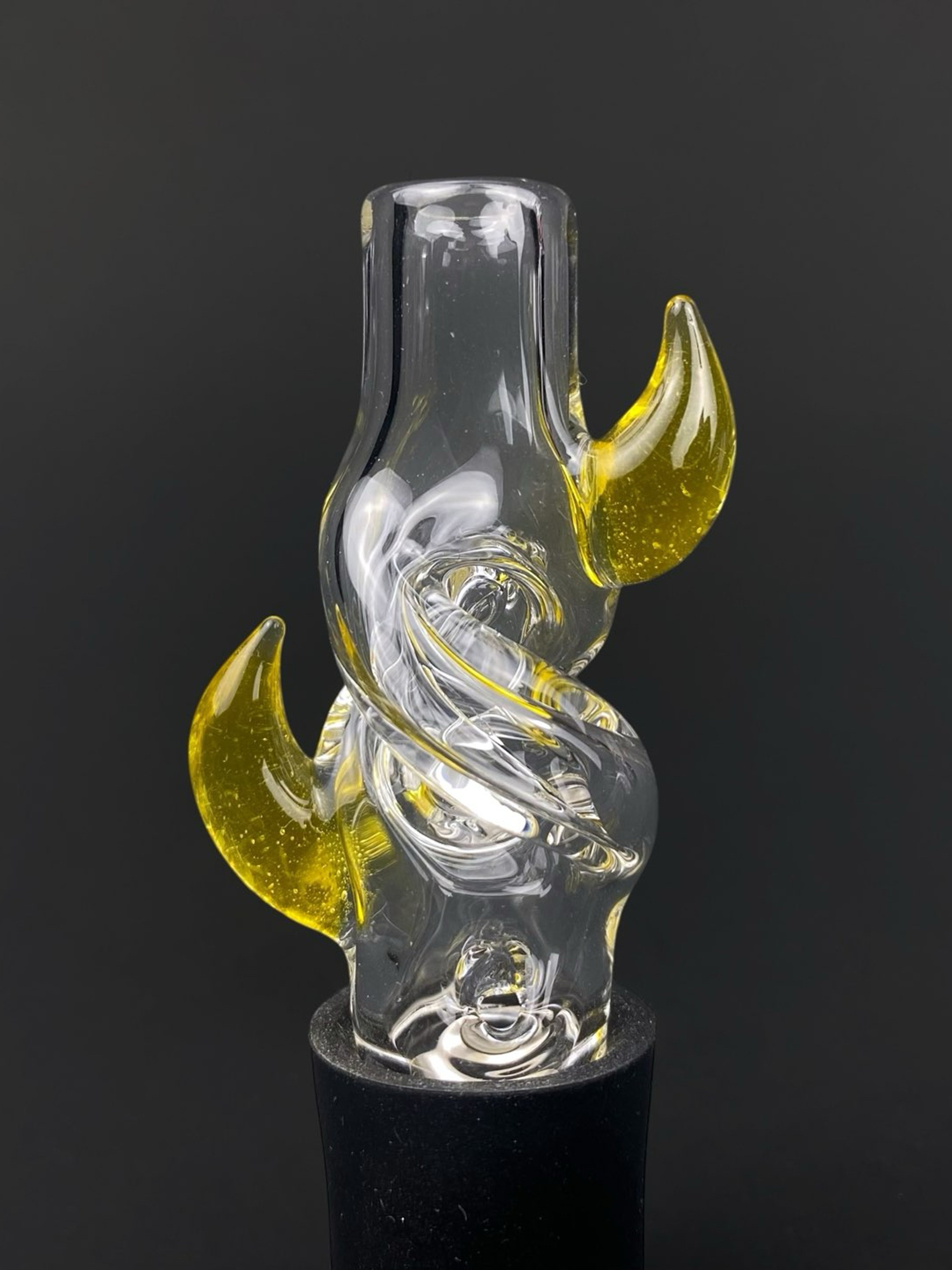 Preview pic of The Real Rich Brian Horn Helix Pivot Mouthpiece - yellow