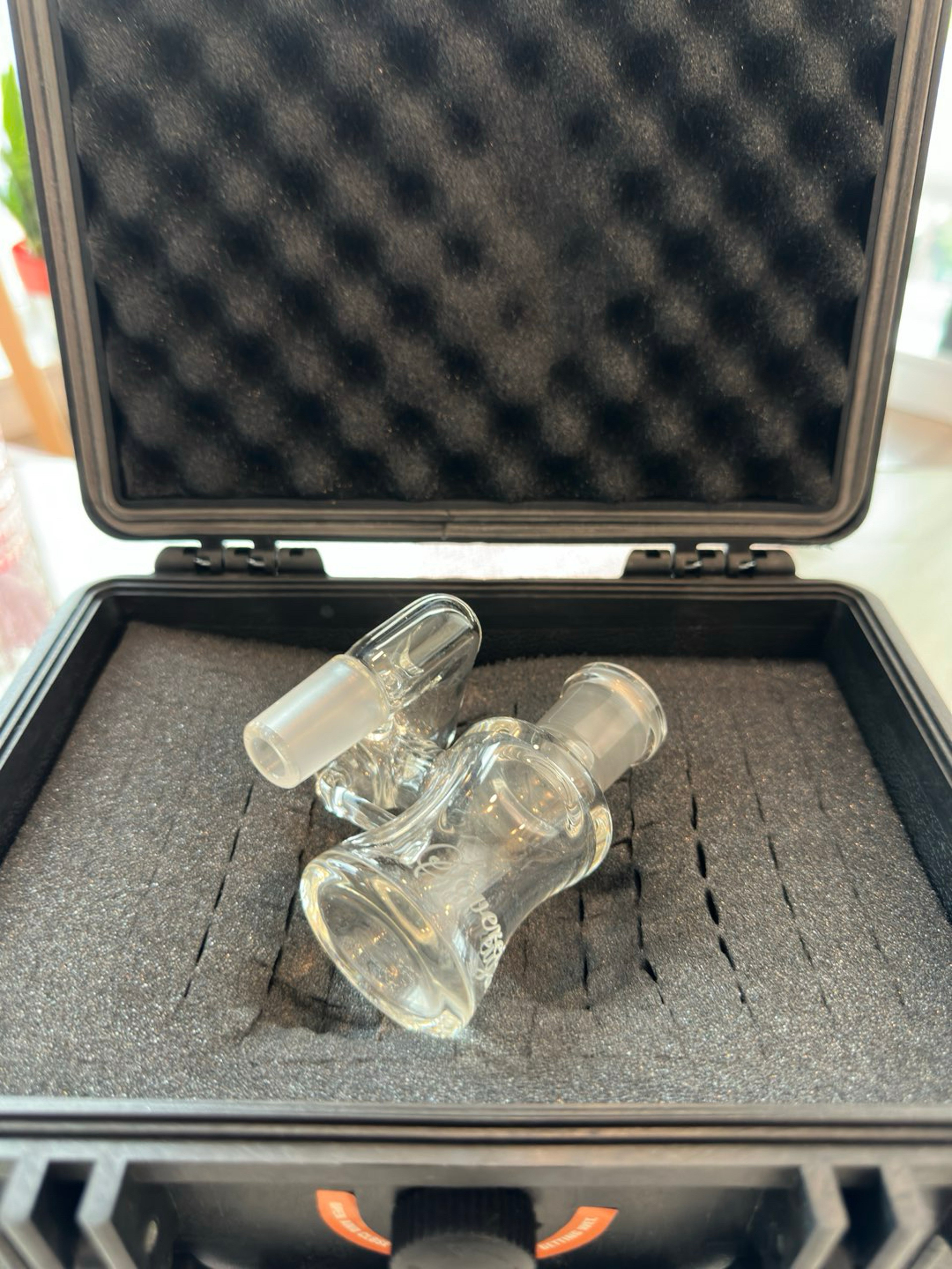 Preview pic of 18mm Sovereignty Dry Ash Catch w/ Case