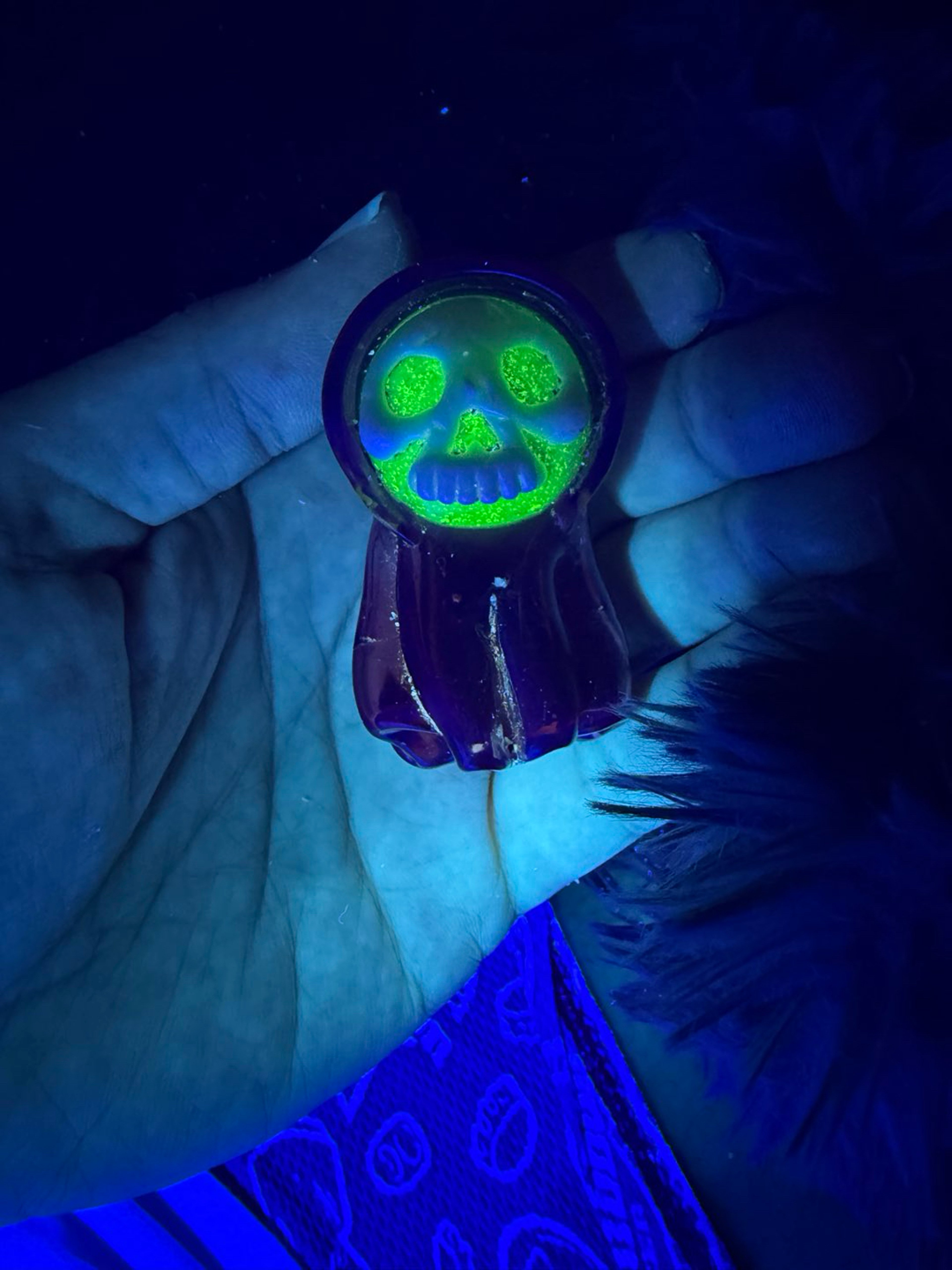 Porter Dead Hoodlum Pendant in Stargazer image 0