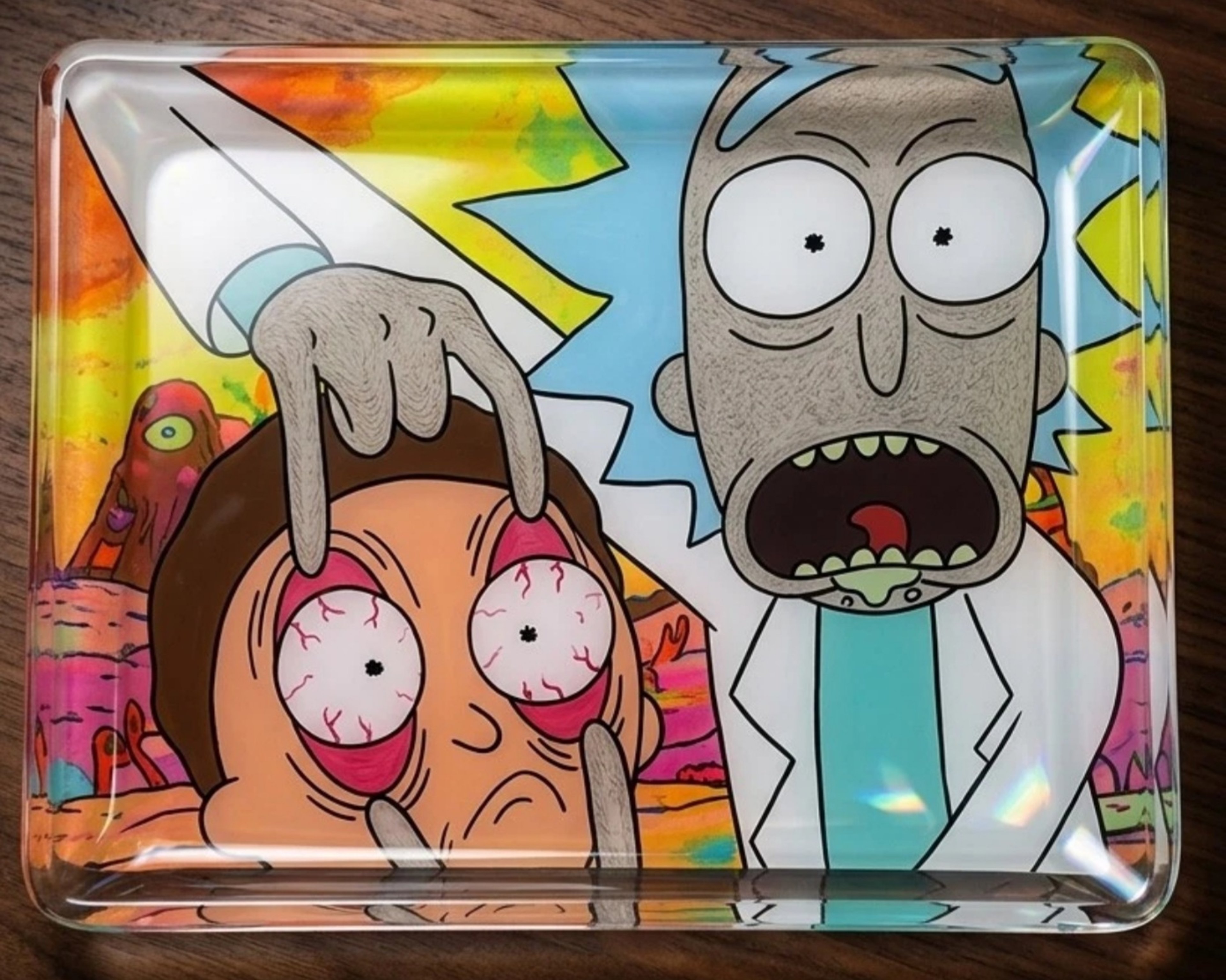 Preview pic of Rick & Morty Eyes Peeled Glass Rolling Tray
6.5" x 4.75" Thick Glass 150g