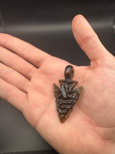 Preview pic of Elks That Run Arrowhead Pendant