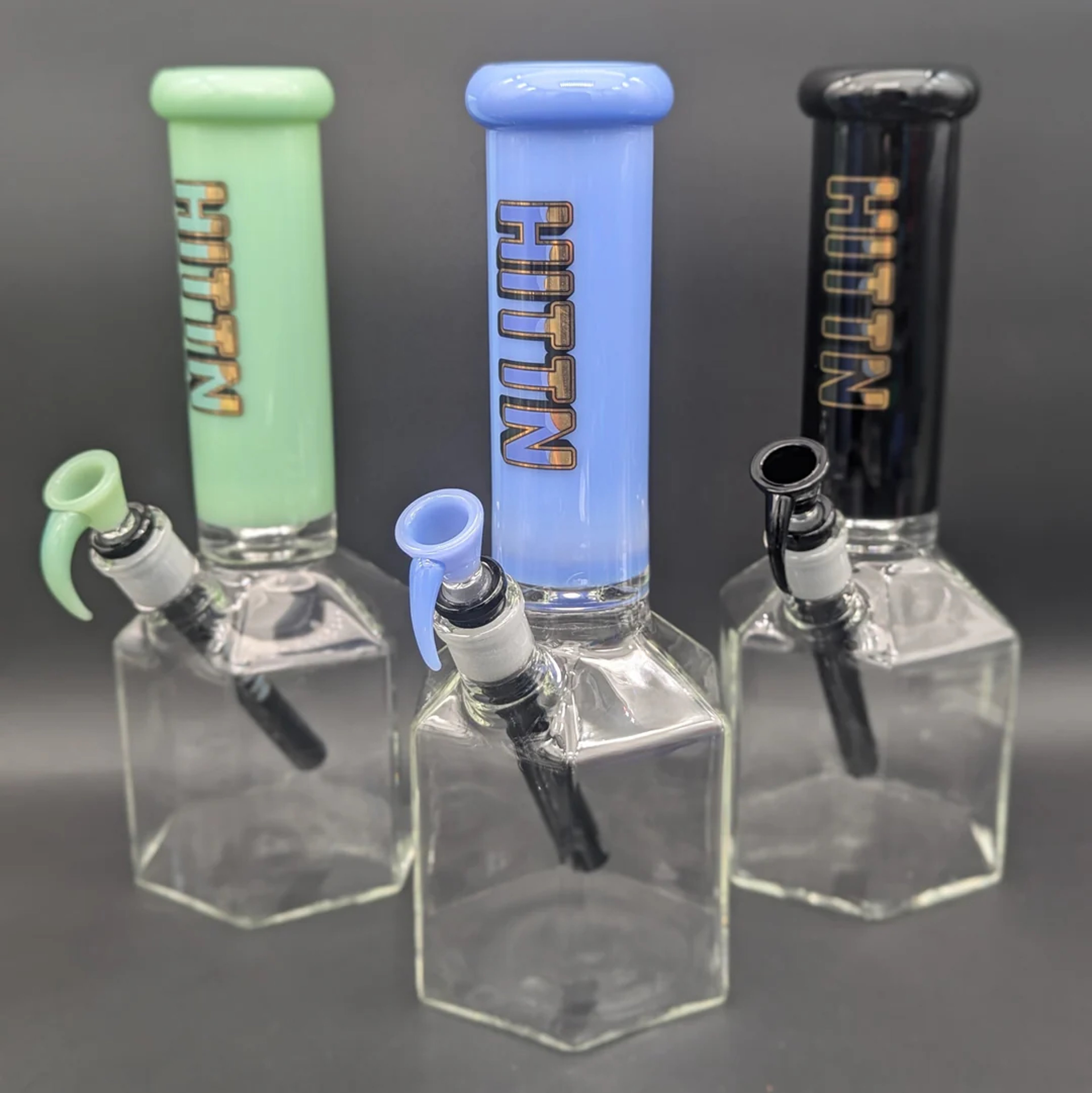 Preview pic of HITTIN GLASS HEXAGON BEAKER BONG