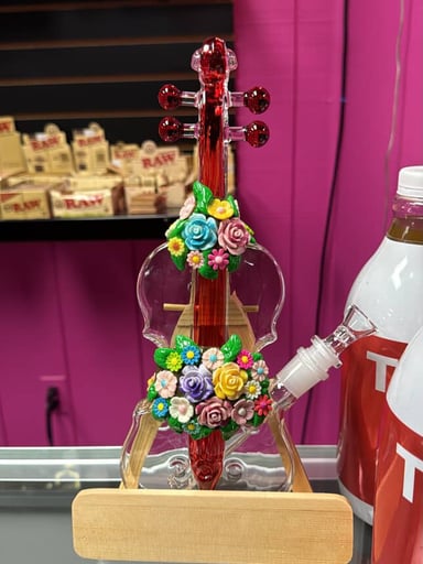 Preview pic of Violin glass piece