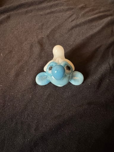 Preview pic of FREE SHIPPING || Pooch Smurf pendant
