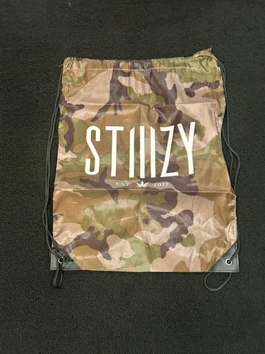 Preview pic of Camo Drawstring Bag