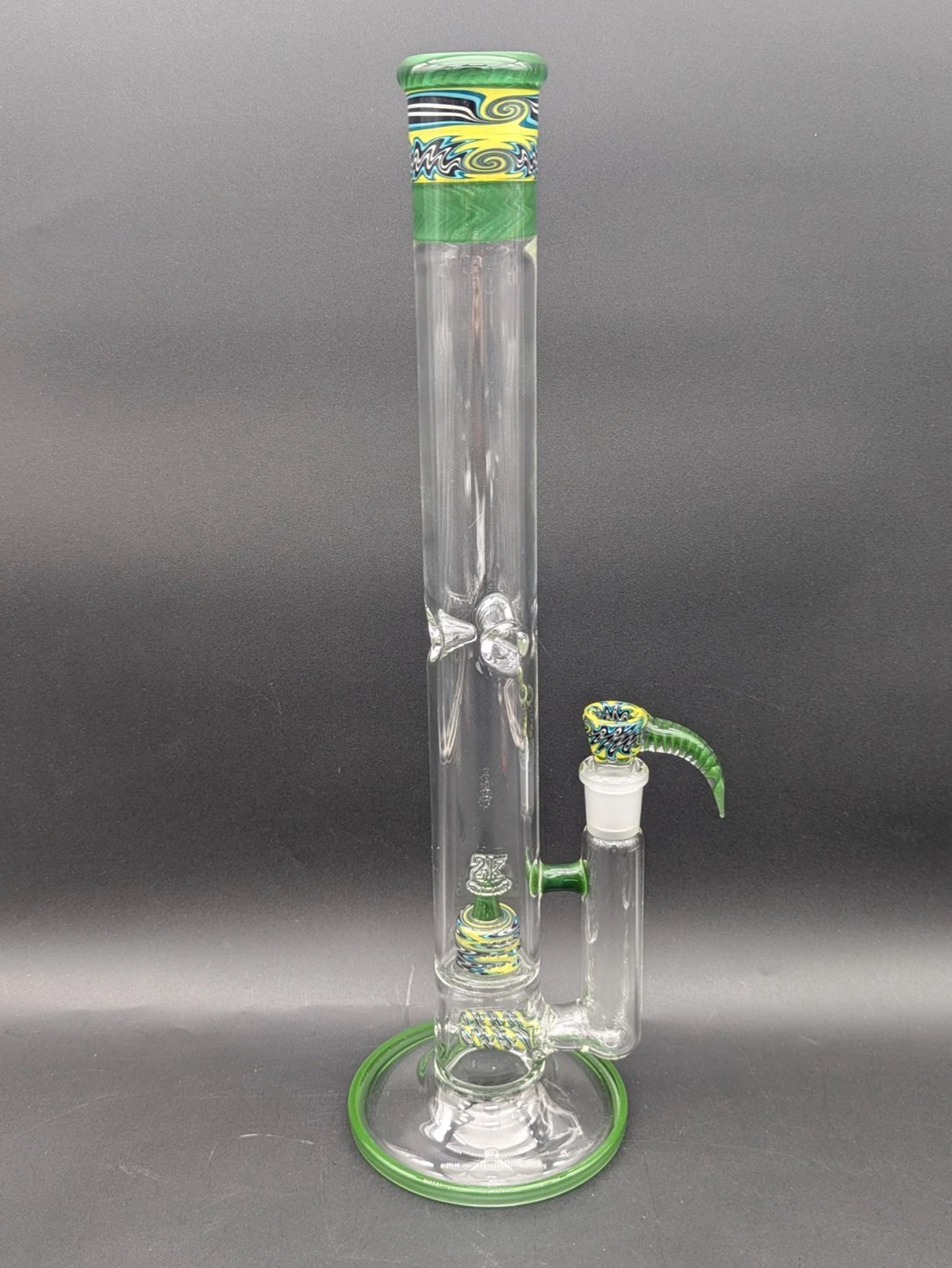Preview pic of 2K GLASS DUAL GRIDLINE TO 180 GRID CAP BONGS