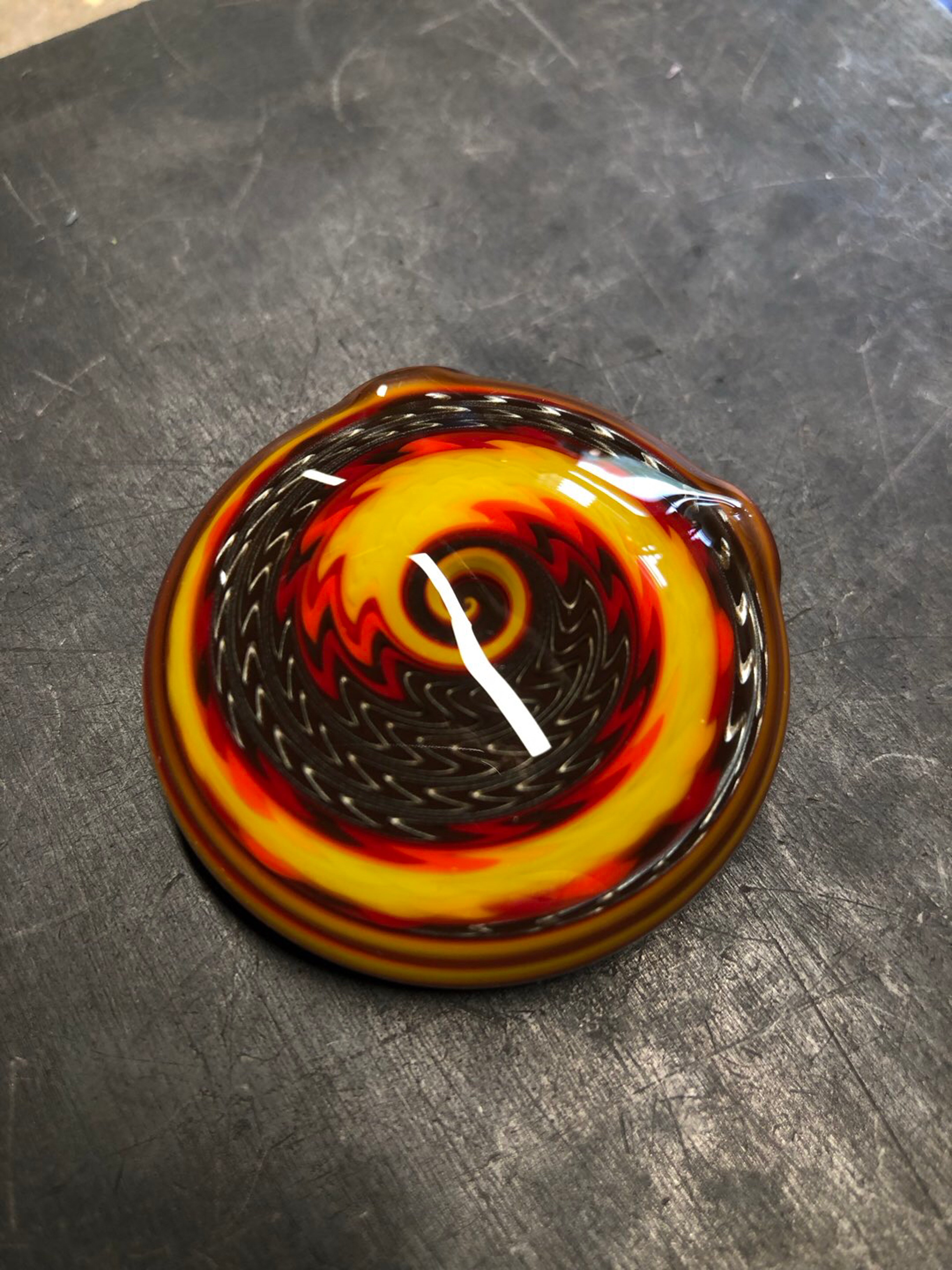 Wig wag pendent image 0