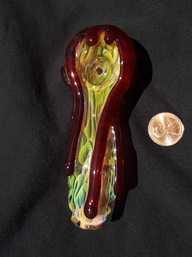 Preview pic of Bloody, inside out, color changing, borosilicate glass pipe