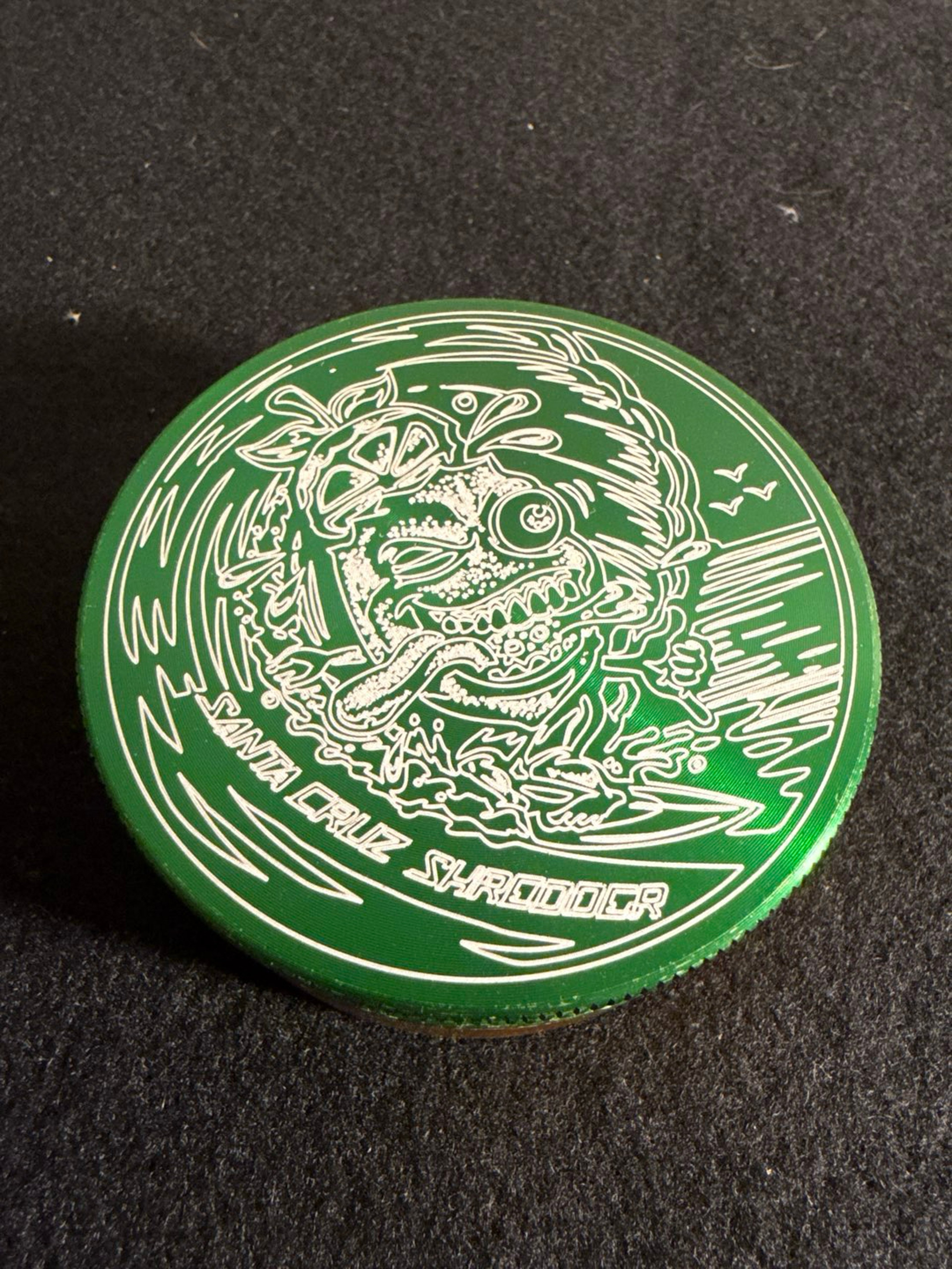 Preview pic of Lemon Tree Santa Cruz Shredder